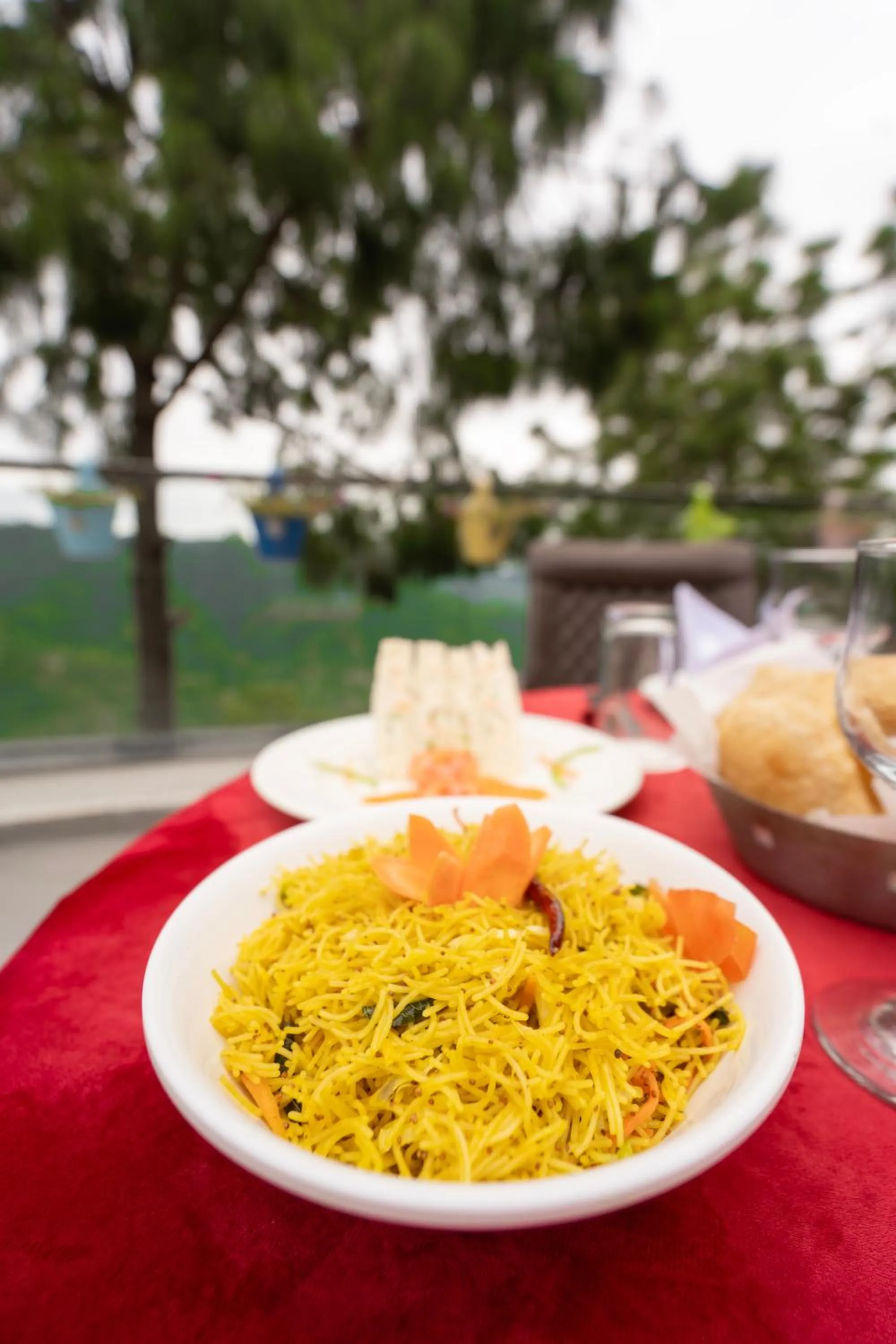 Food and drinks in The Golden Sunrise Hotel