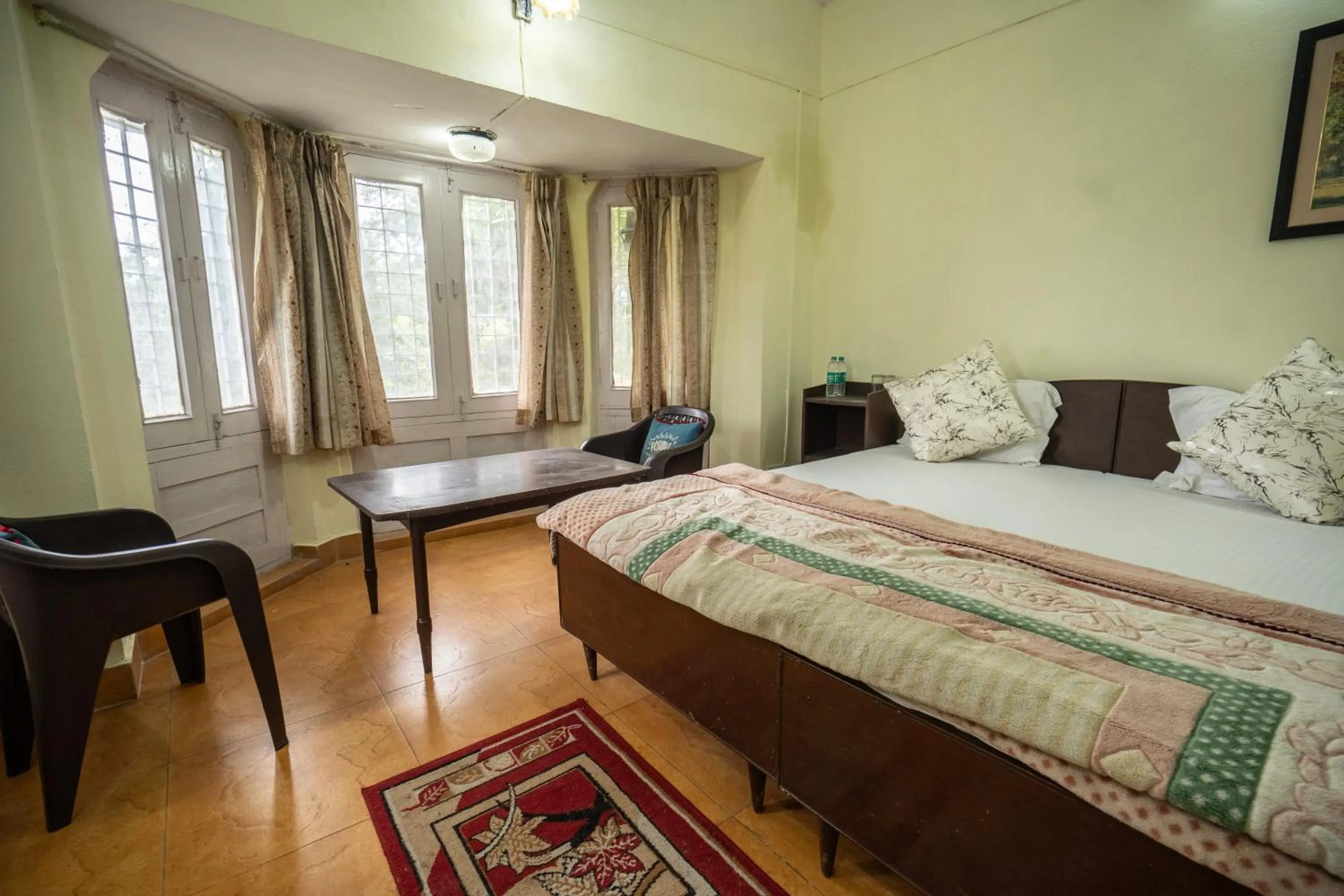 Bed in The Golden Sunrise Hotel