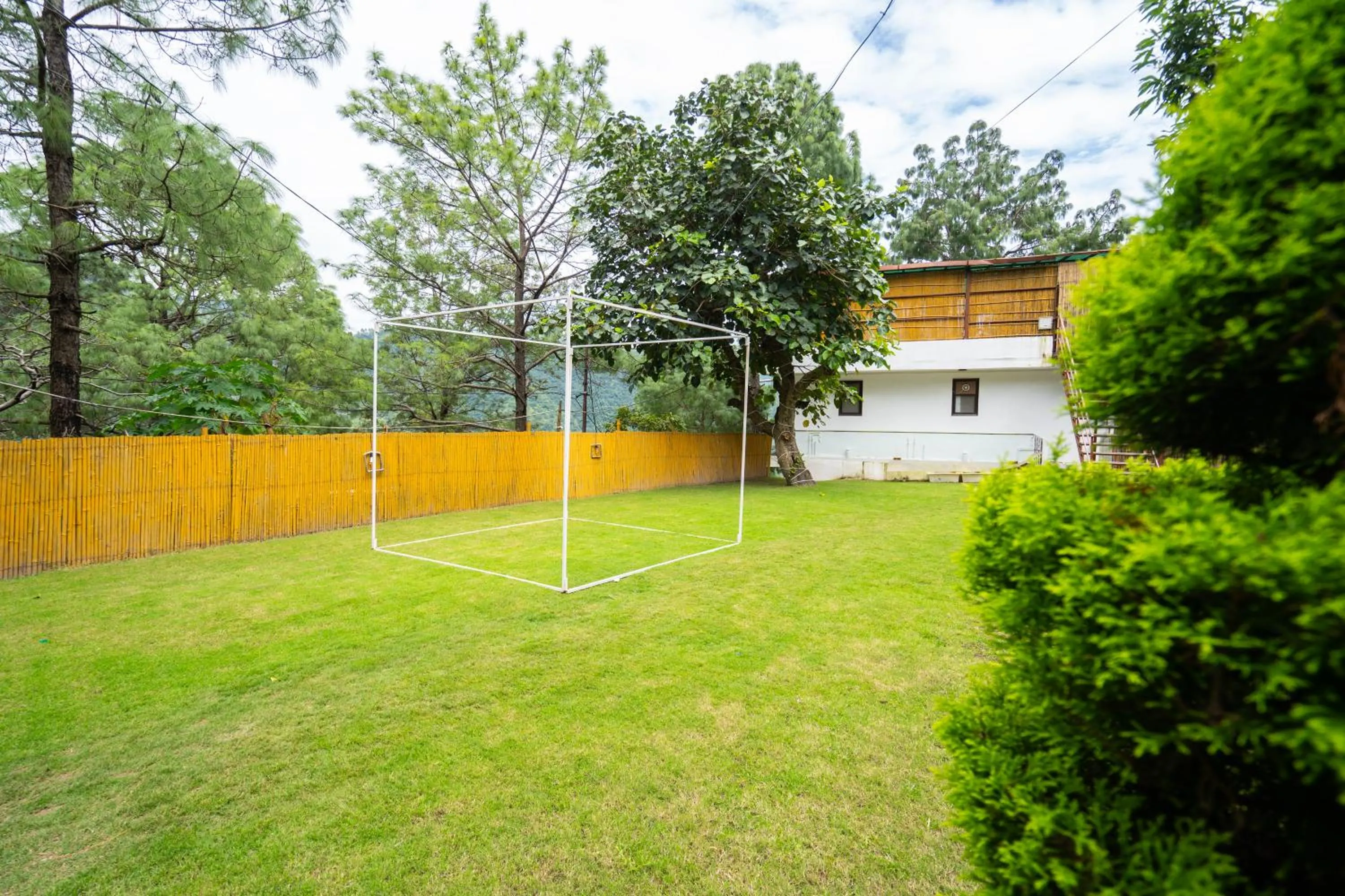 Garden in The Golden Sunrise Hotel