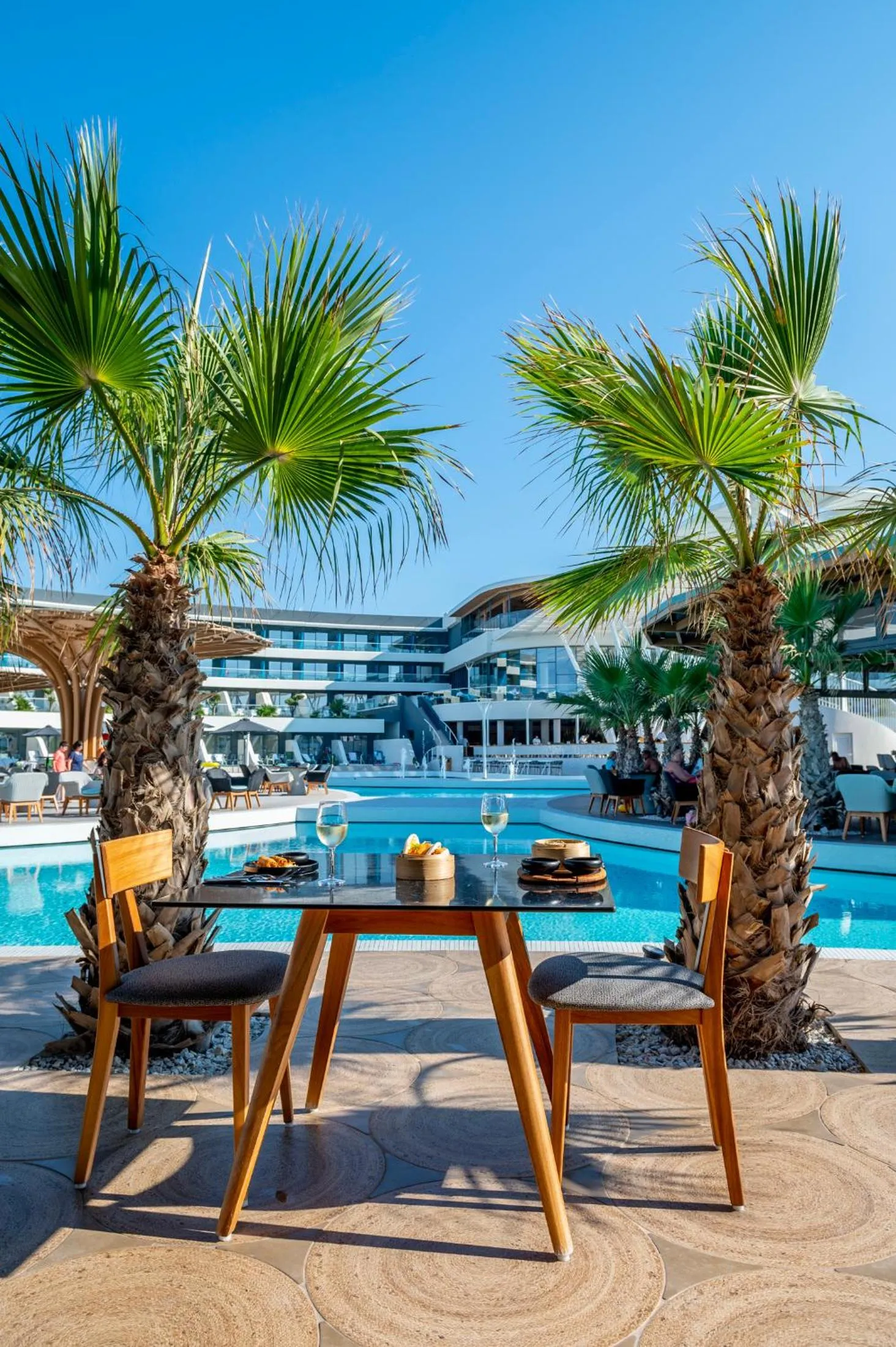 Restaurant/places to eat in Lyttos Mare