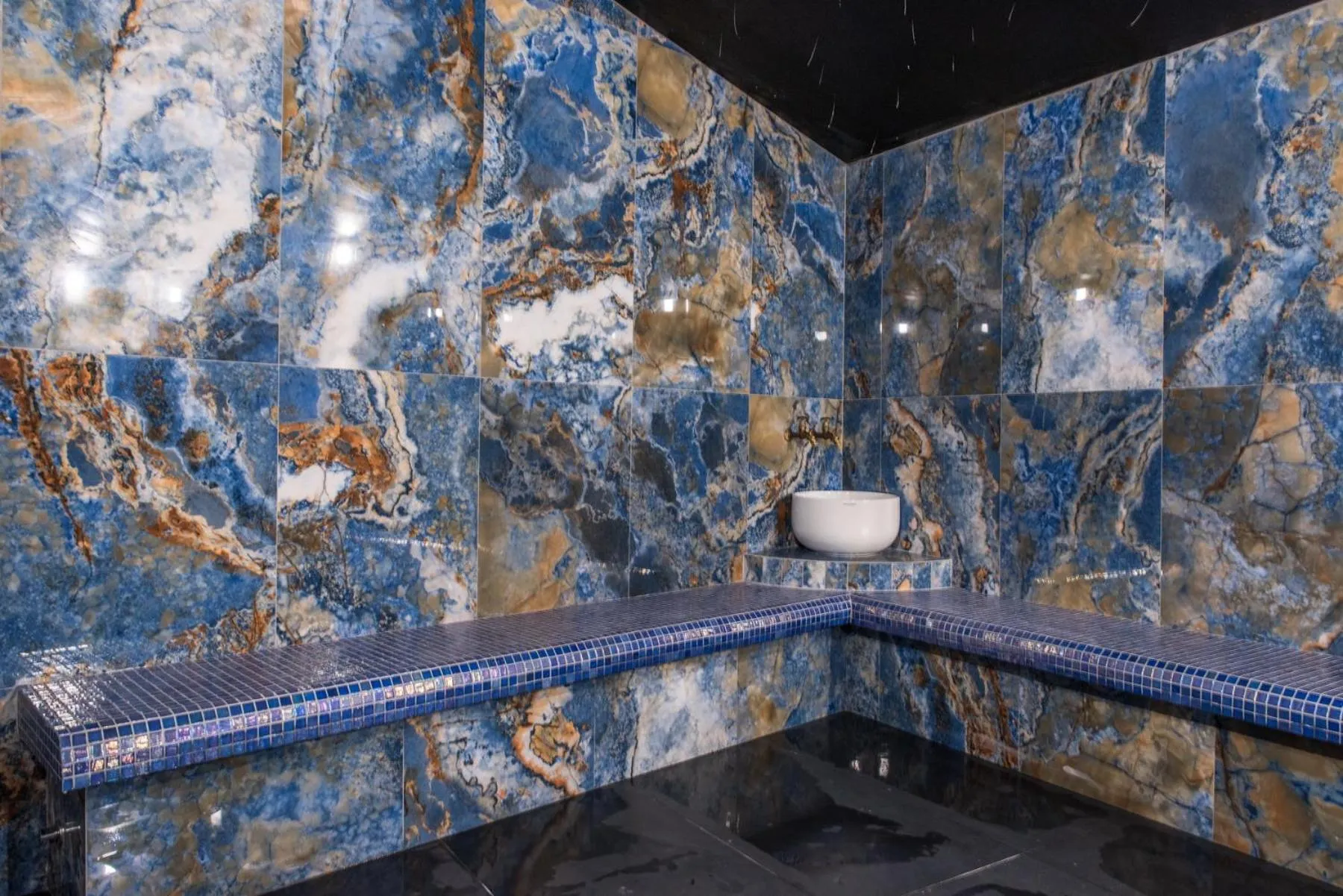 Steam room in Lyttos Mare