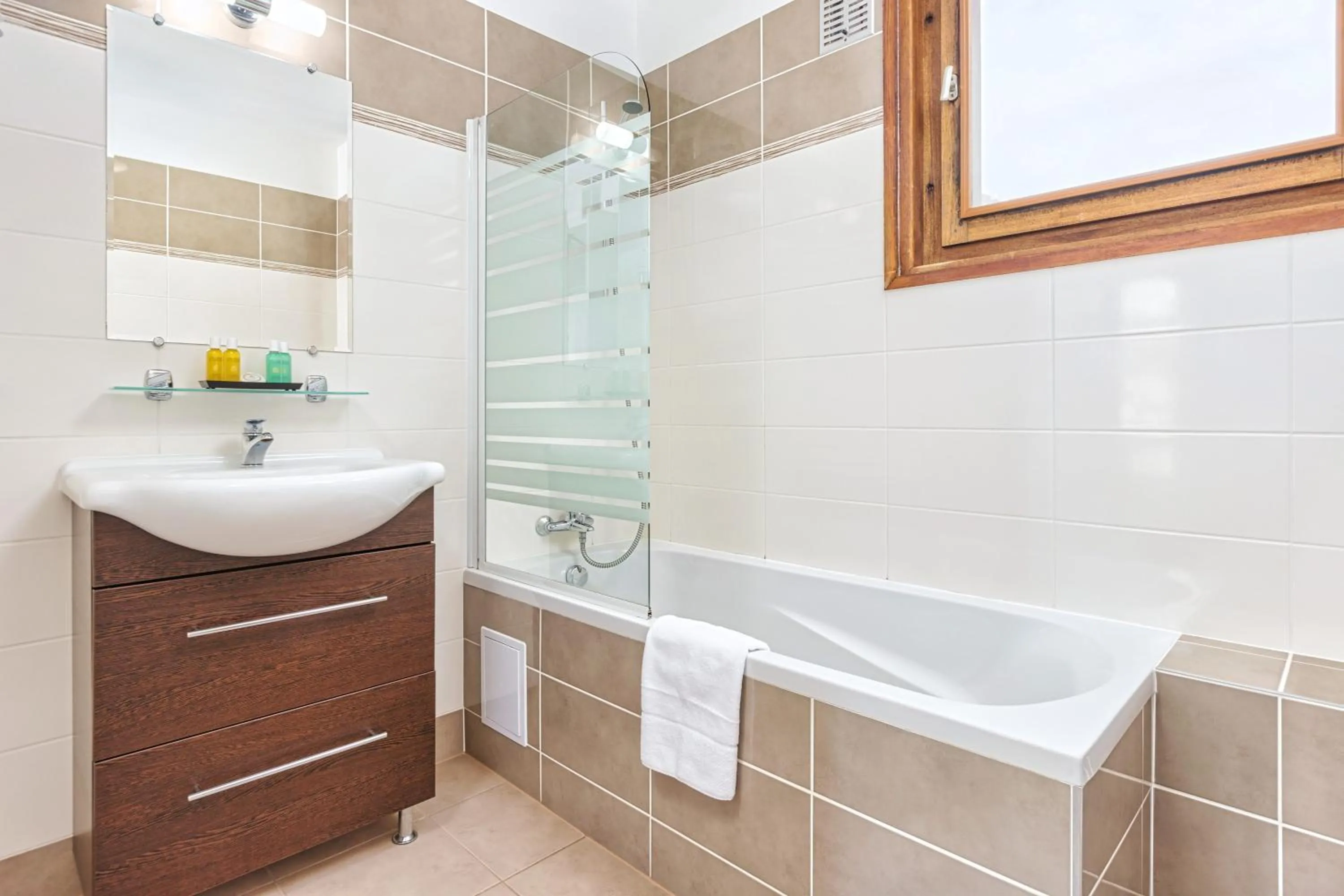 Bathroom in Chalet Hôtel La Sapinière