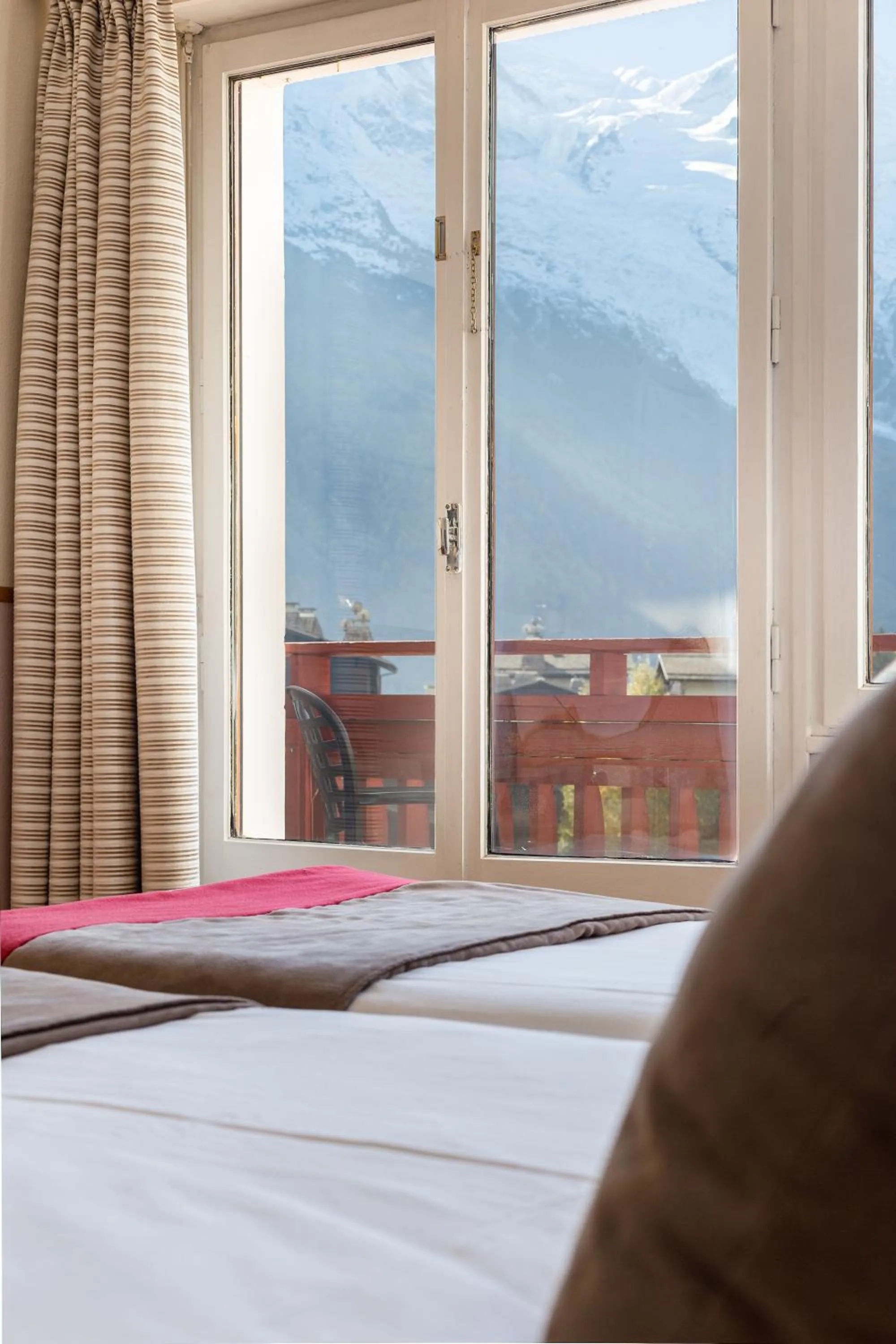 View (from property/room), Bed in Chalet Hôtel La Sapinière