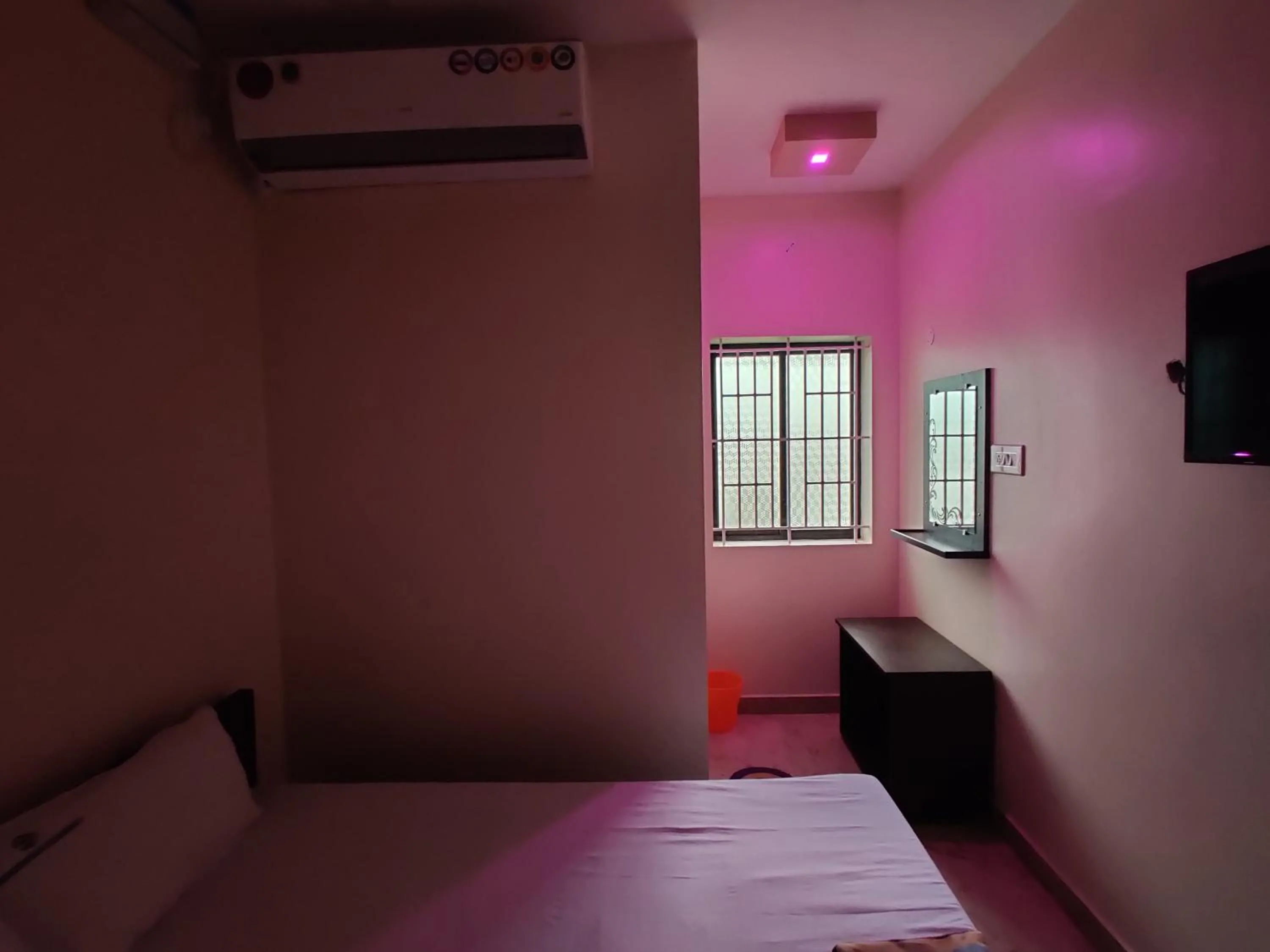 Bedroom, Bed in Sivamurugan residency