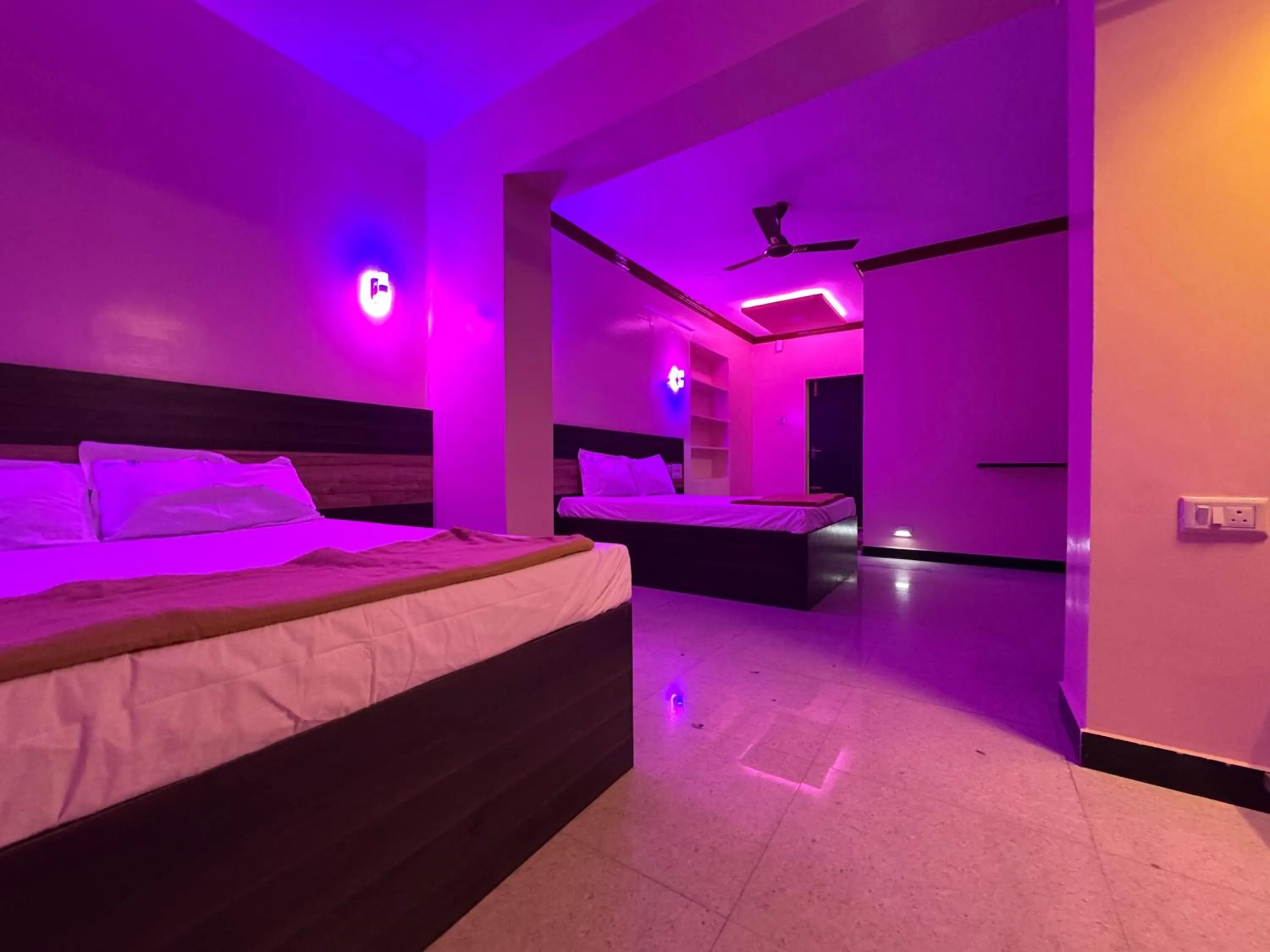 Bed in Sivamurugan residency