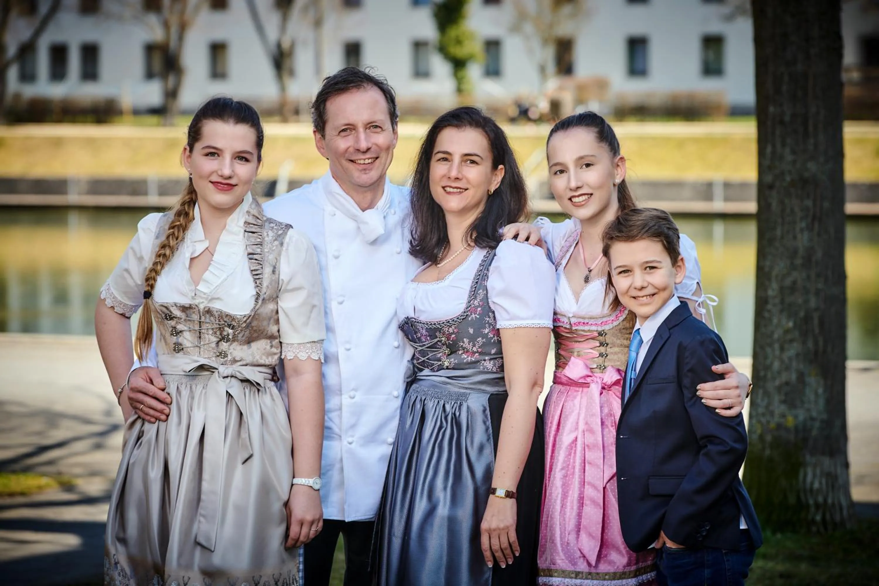 Family in Hotel am See