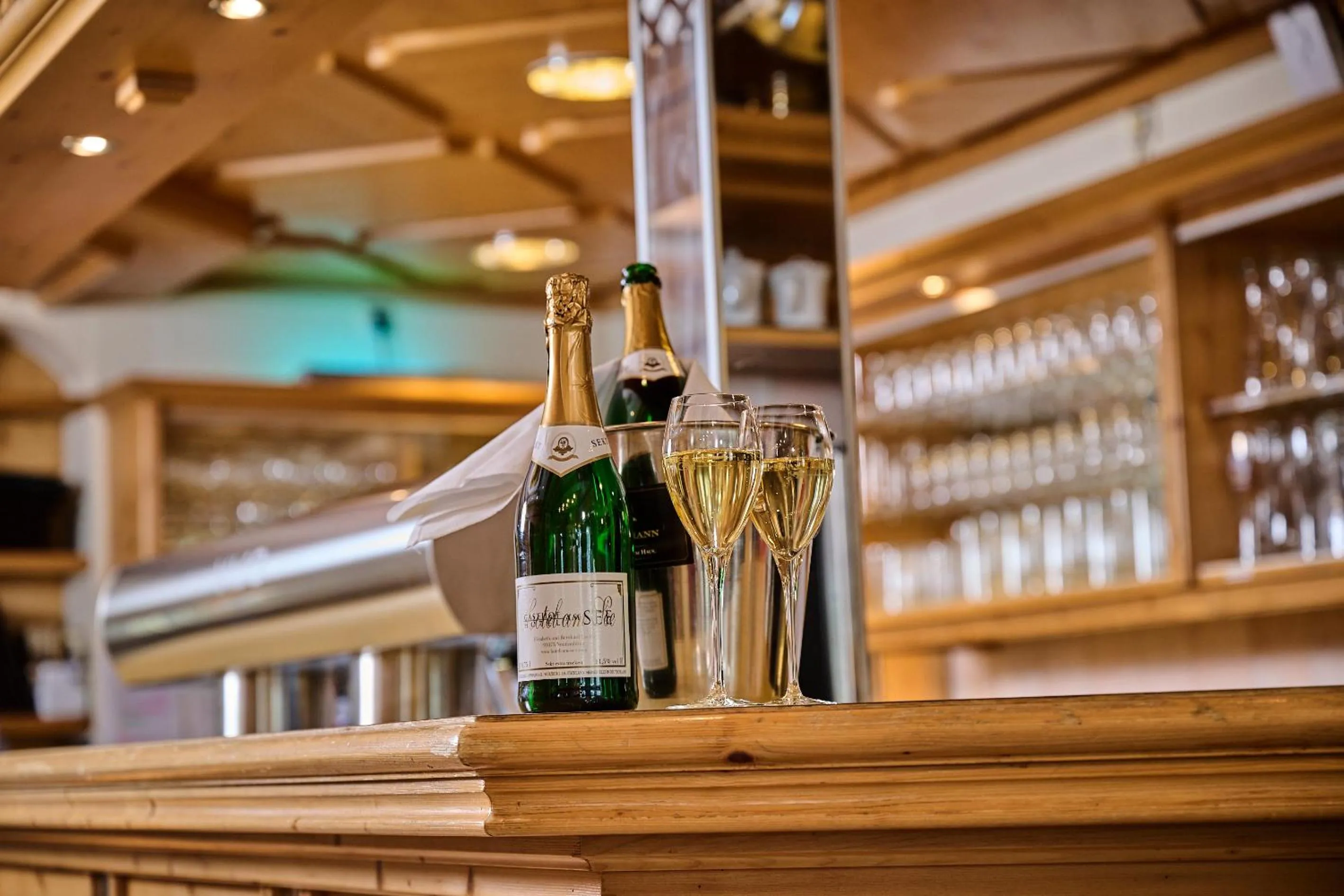 Restaurant/places to eat in Hotel am See