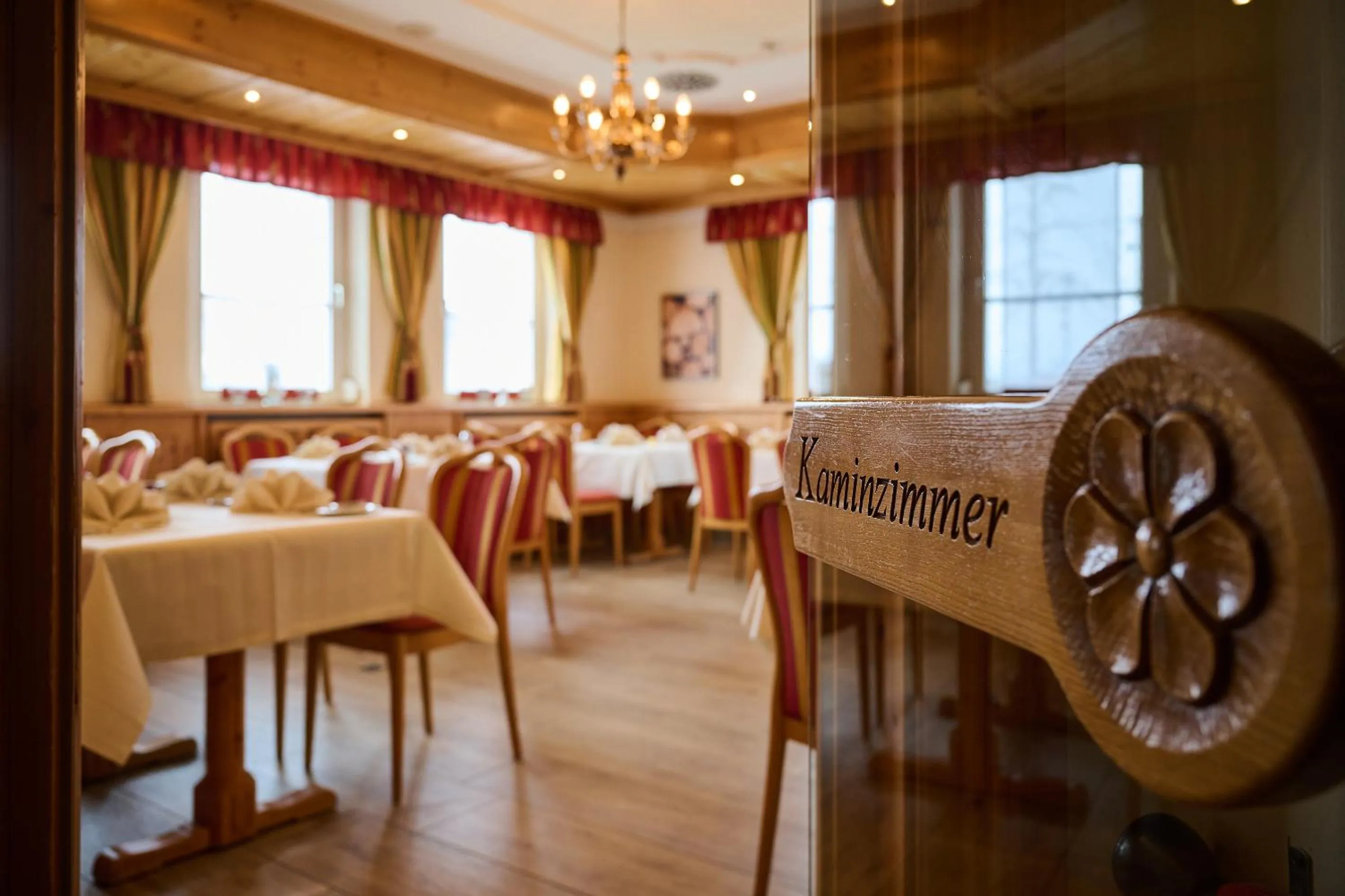 Restaurant/places to eat in Hotel am See