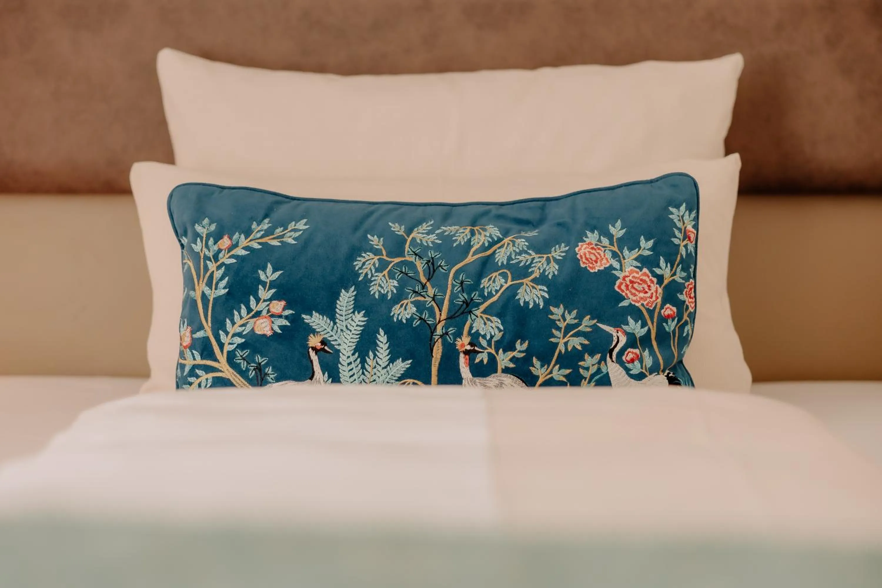 Bedroom, Bed in CASCADA Rheine by Hackmann