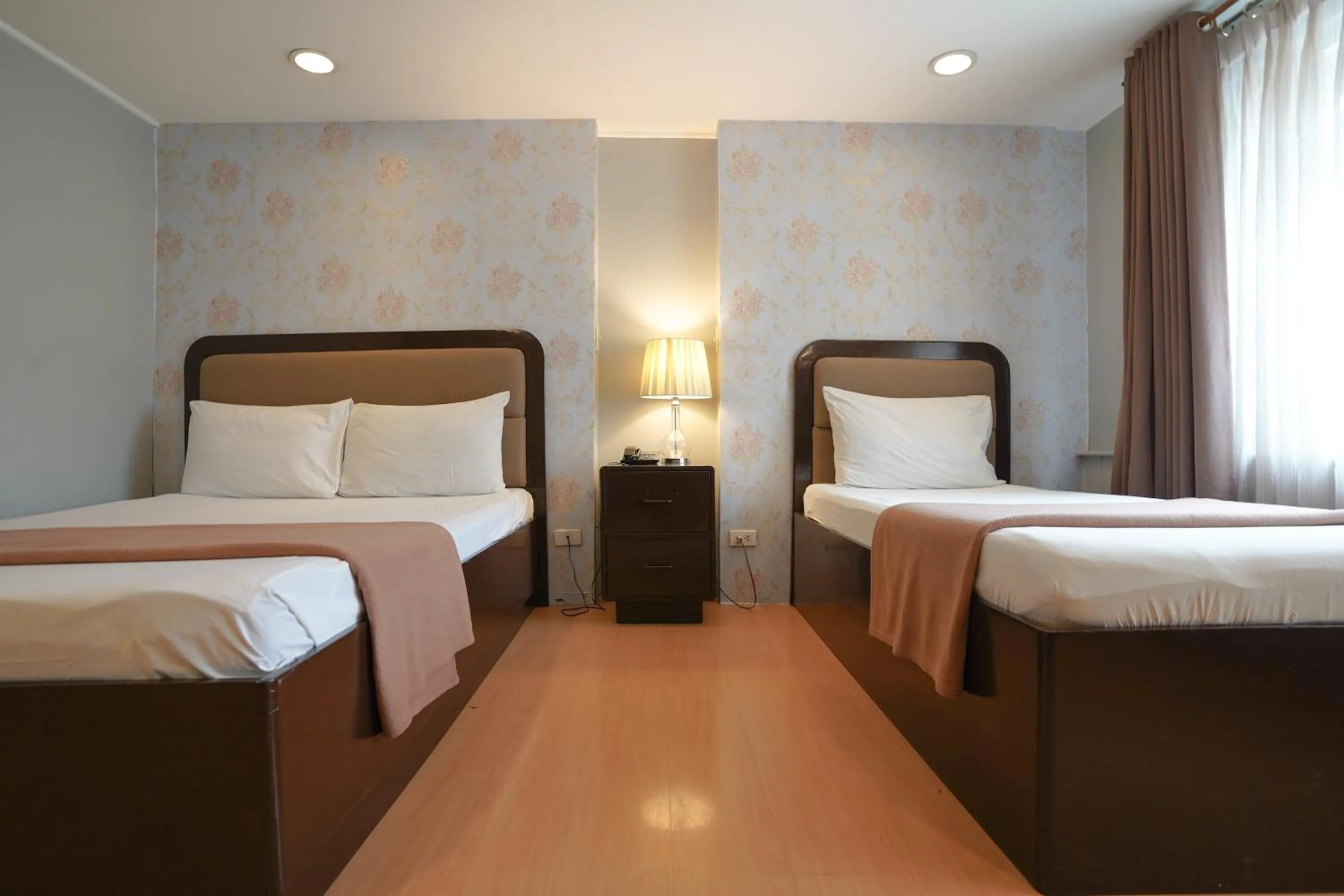 Bed in Arzo Hotel Manila