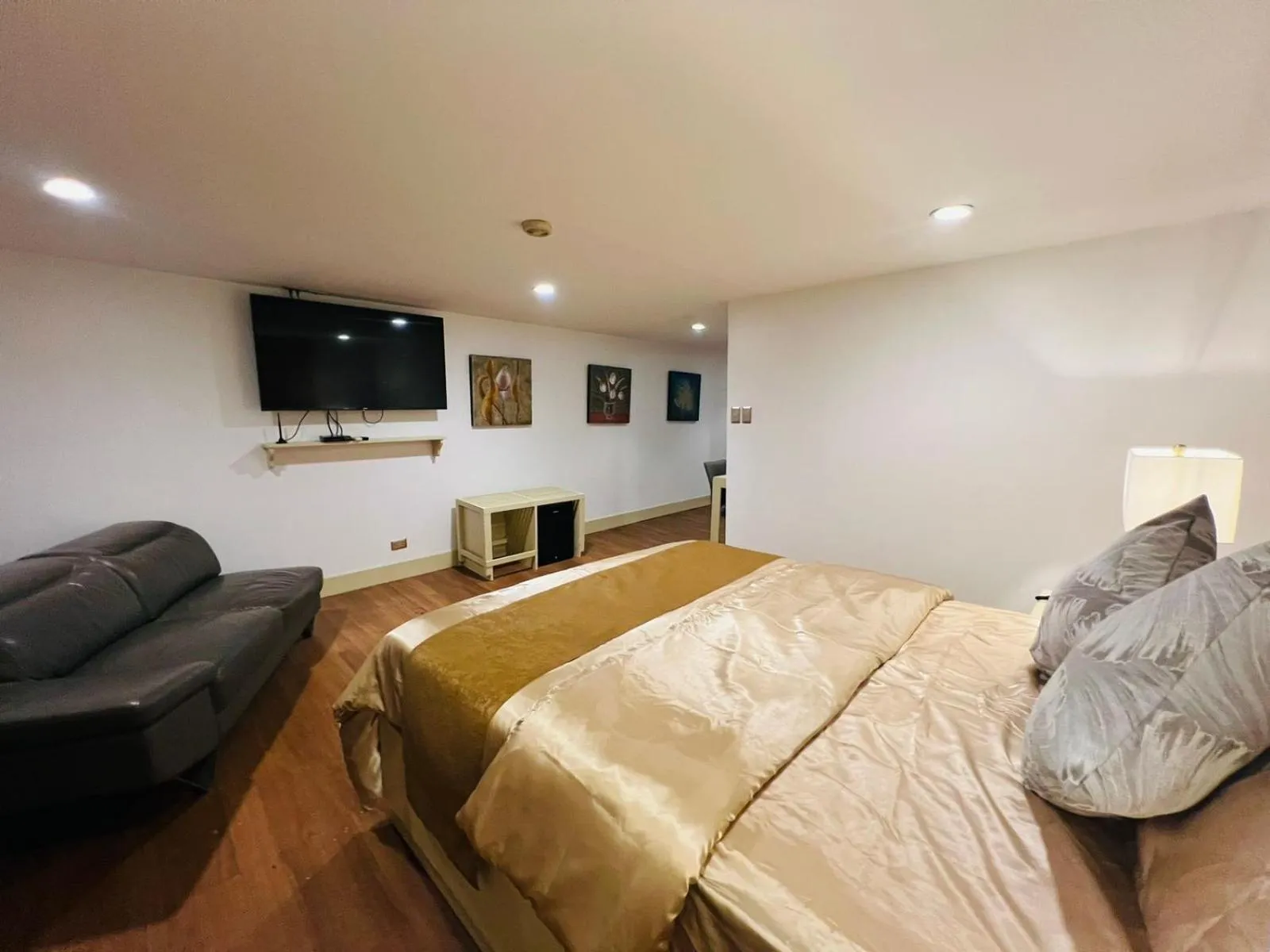 Seating area in Arzo Hotel Manila