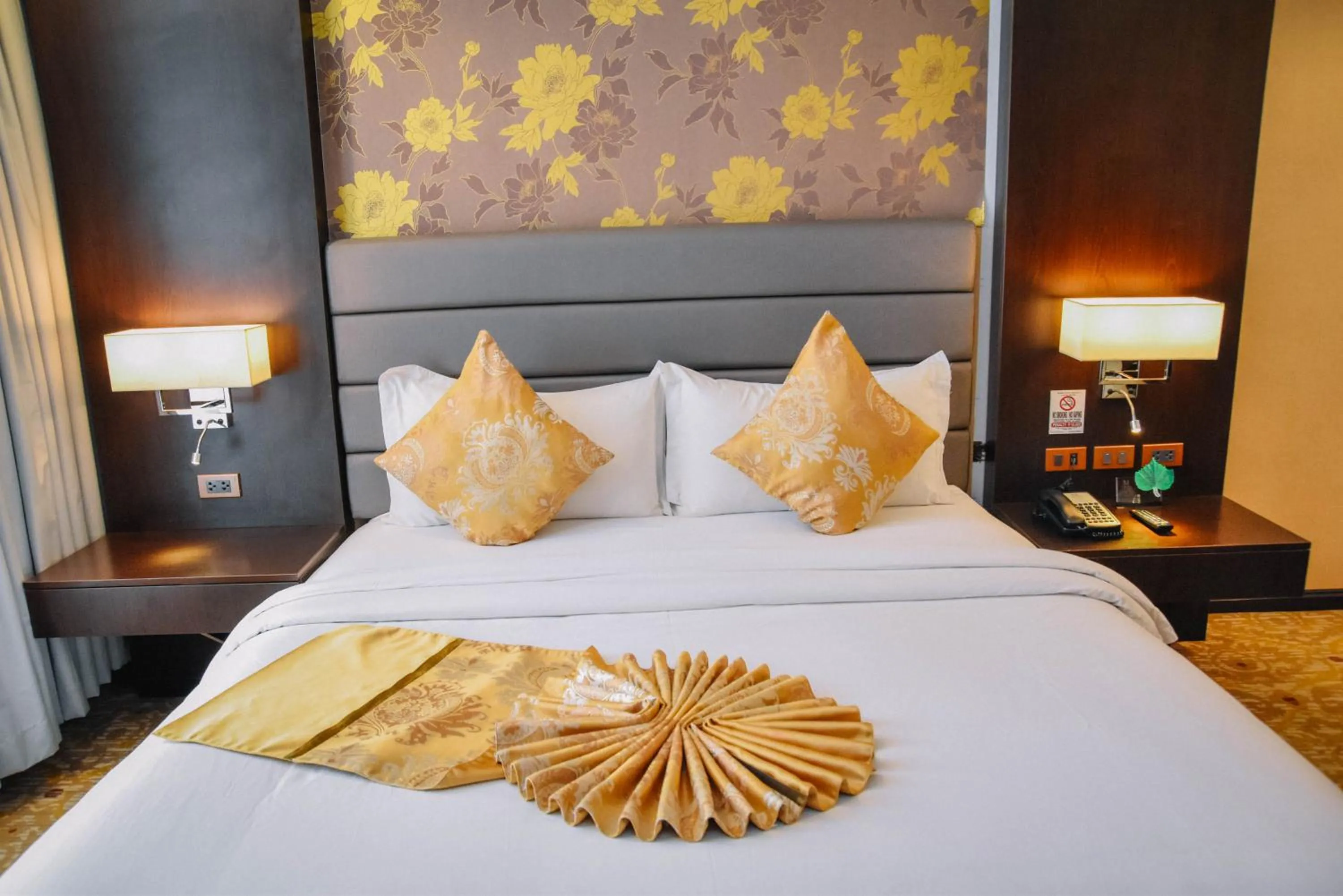 Bed in Marcian Garden Hotel