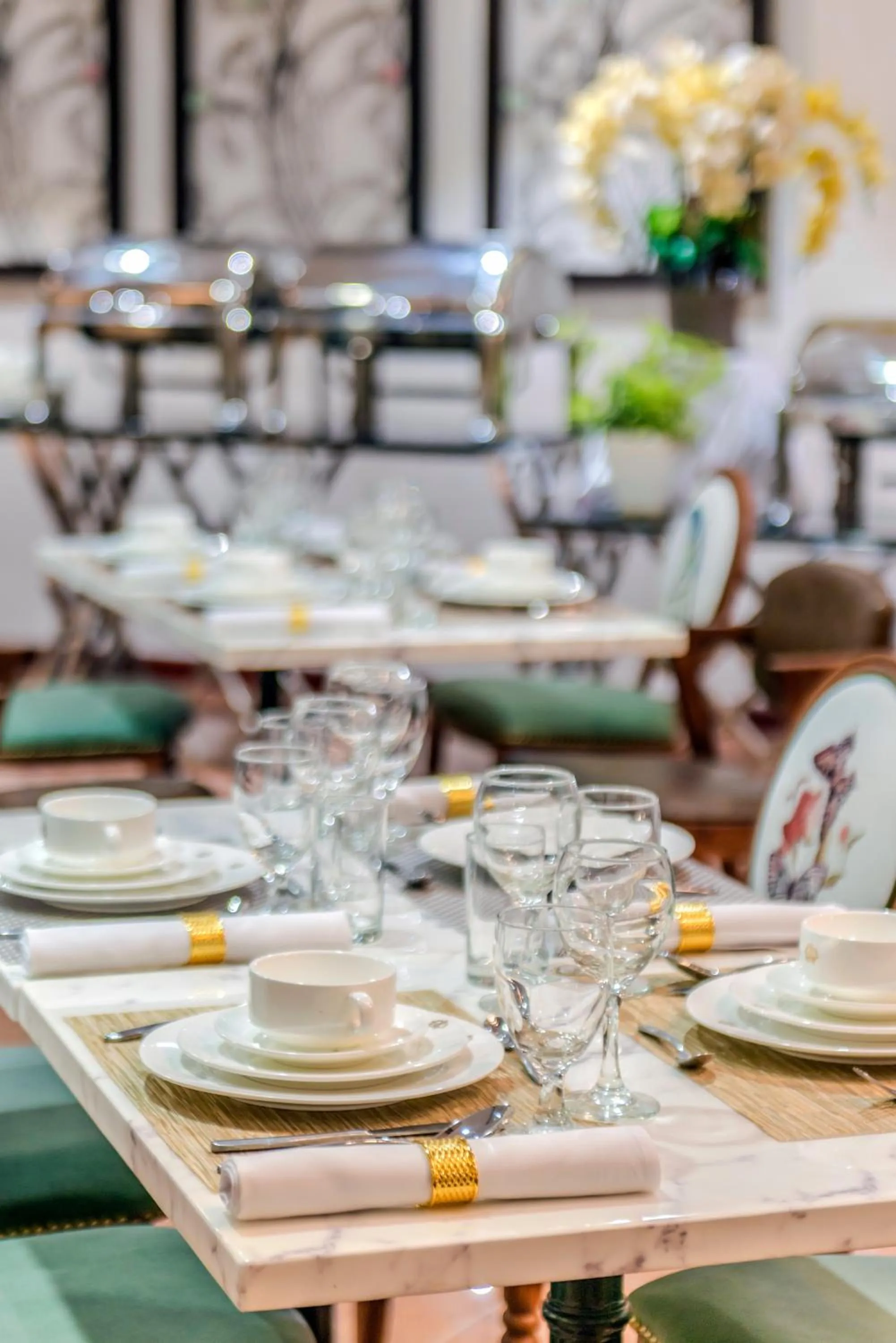 Restaurant/places to eat in Marcian Garden Hotel