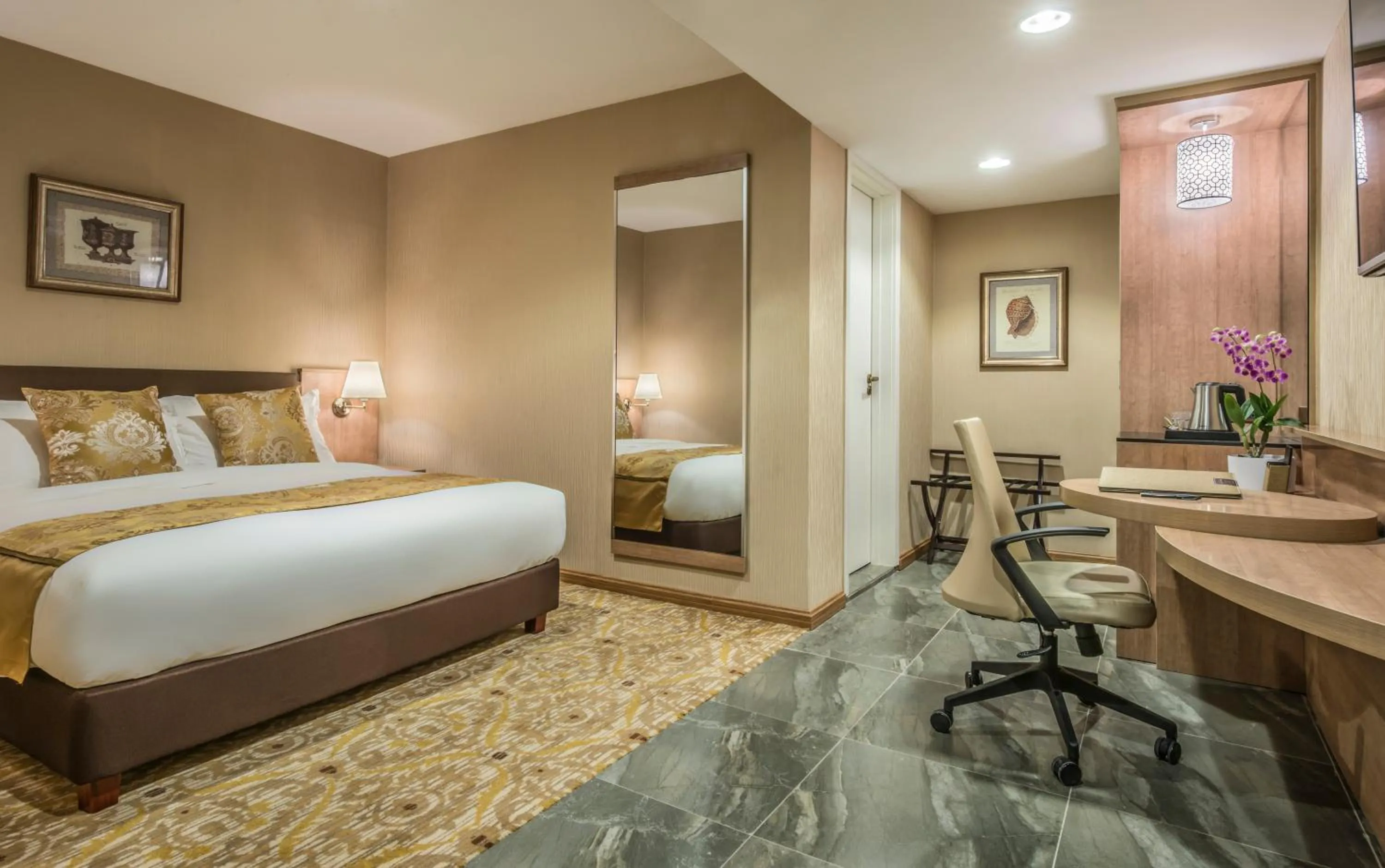 Bedroom, Bed in Marcian Garden Hotel