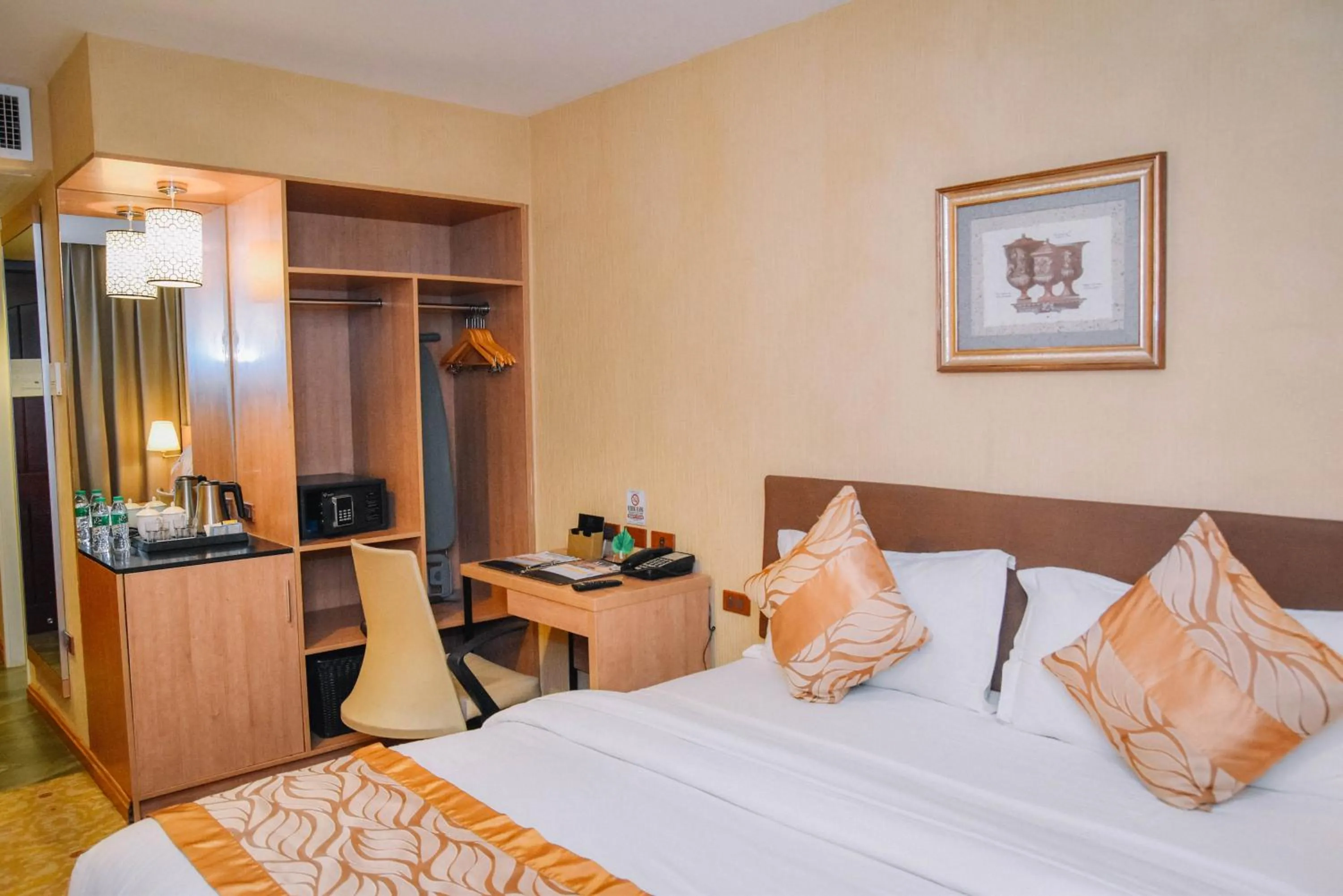 Bedroom, Bed in Marcian Garden Hotel