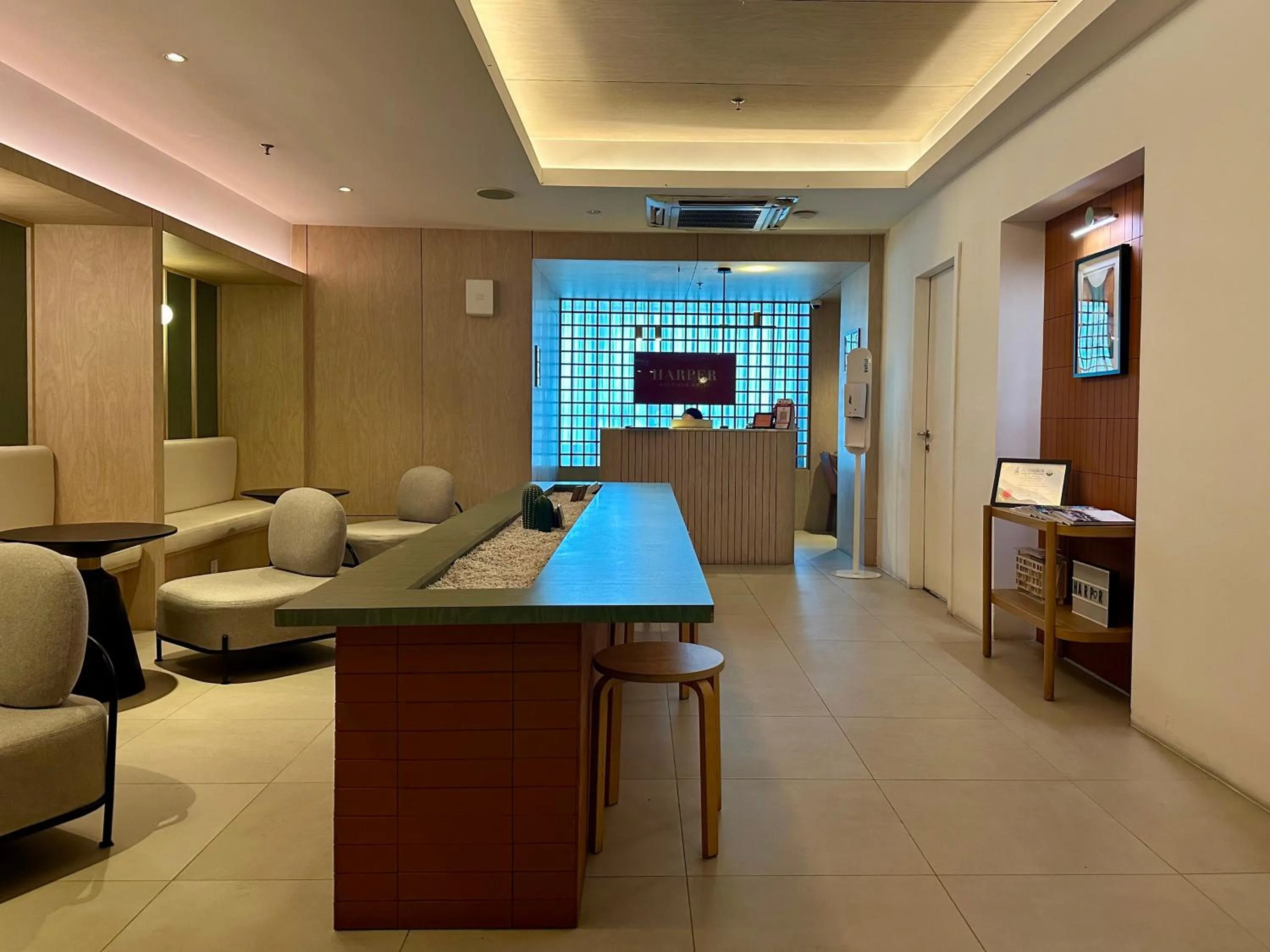 Lobby or reception in Harper Boutique Hotel at Sutera Avenue