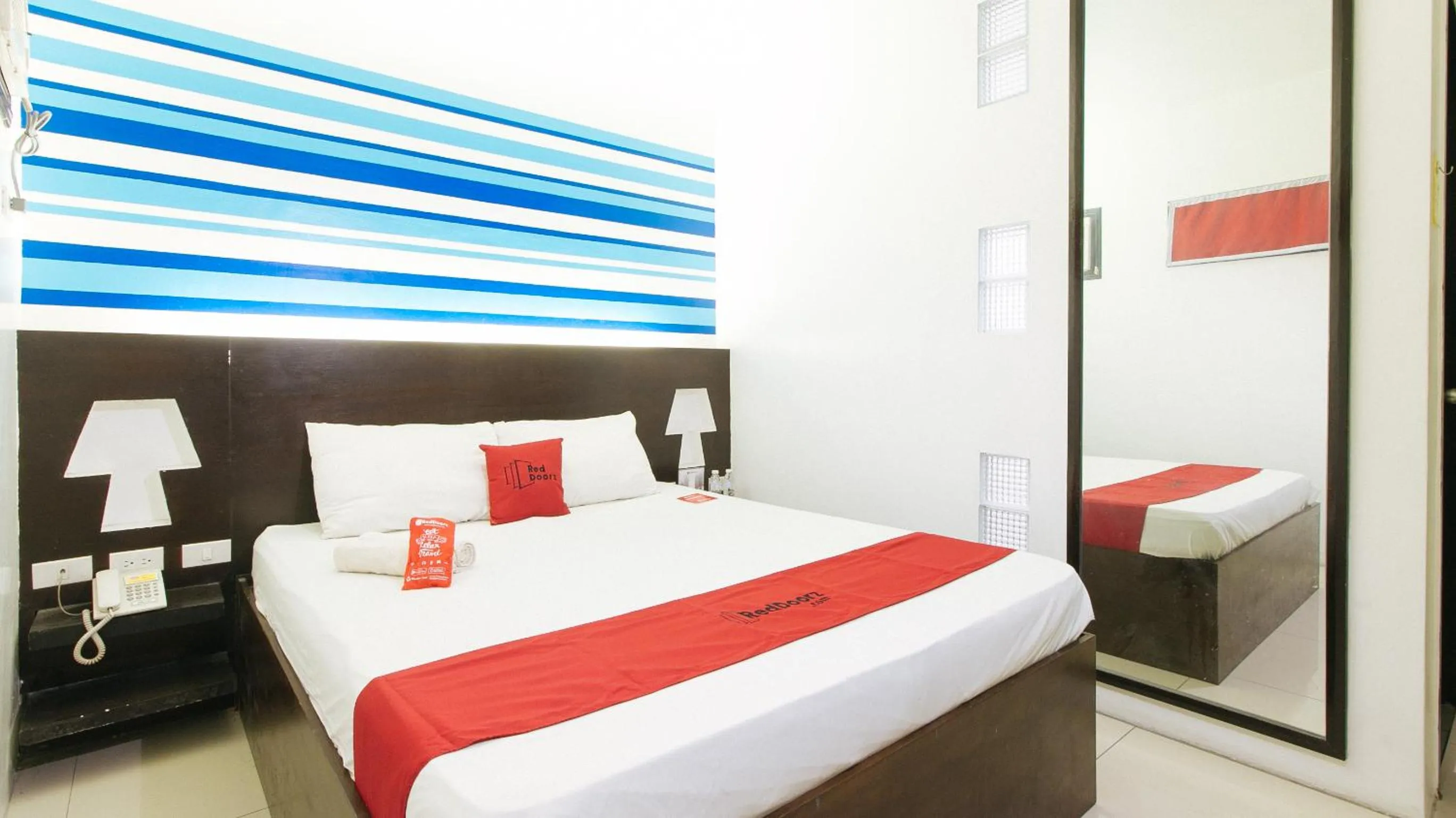 Bed in RedDoorz @ EL Highway Hotel Bulacan
