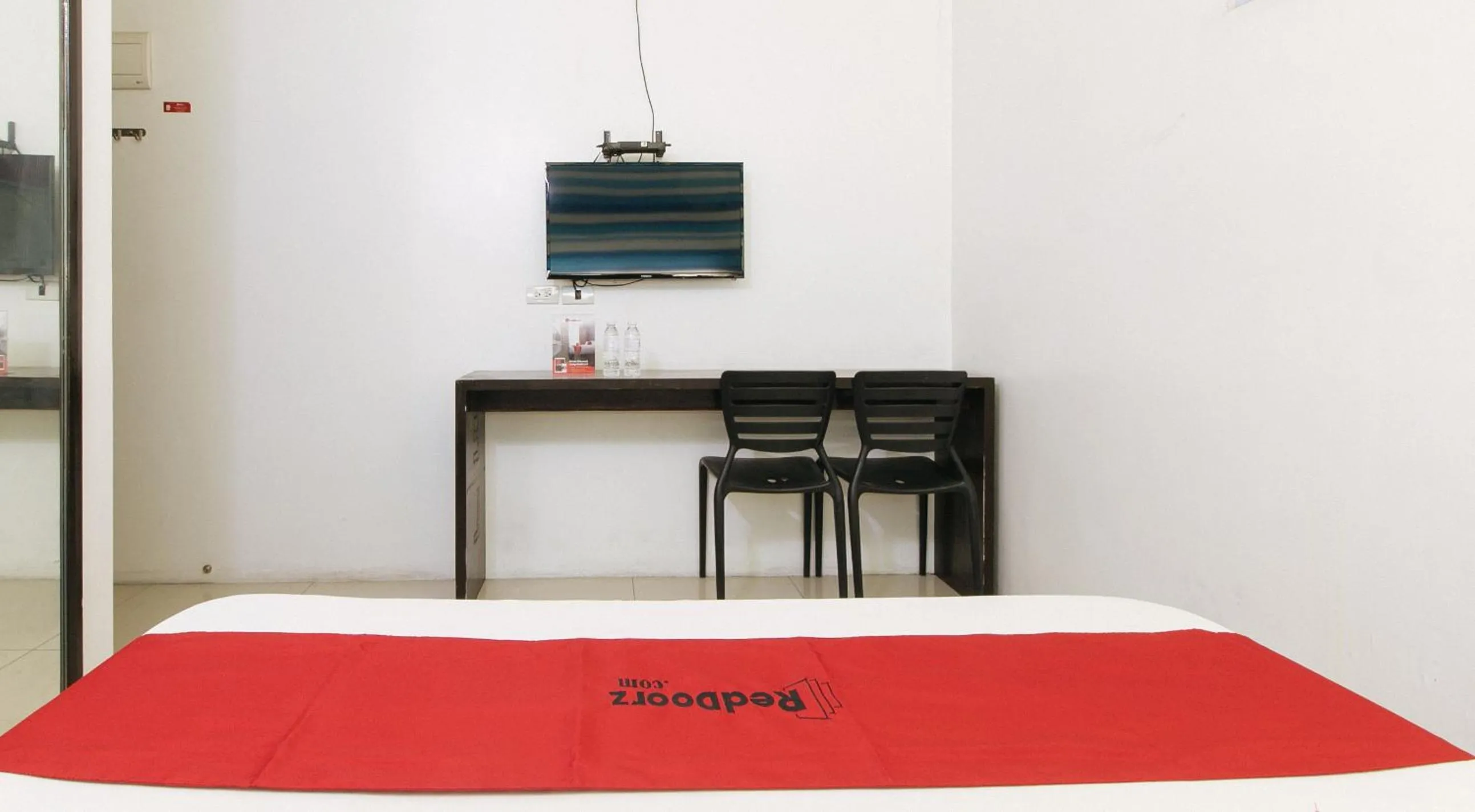 Bed in RedDoorz @ EL Highway Hotel Bulacan