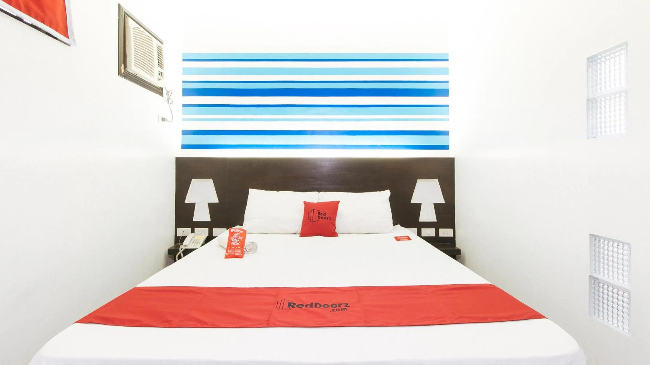 Bed in RedDoorz @ EL Highway Hotel Bulacan