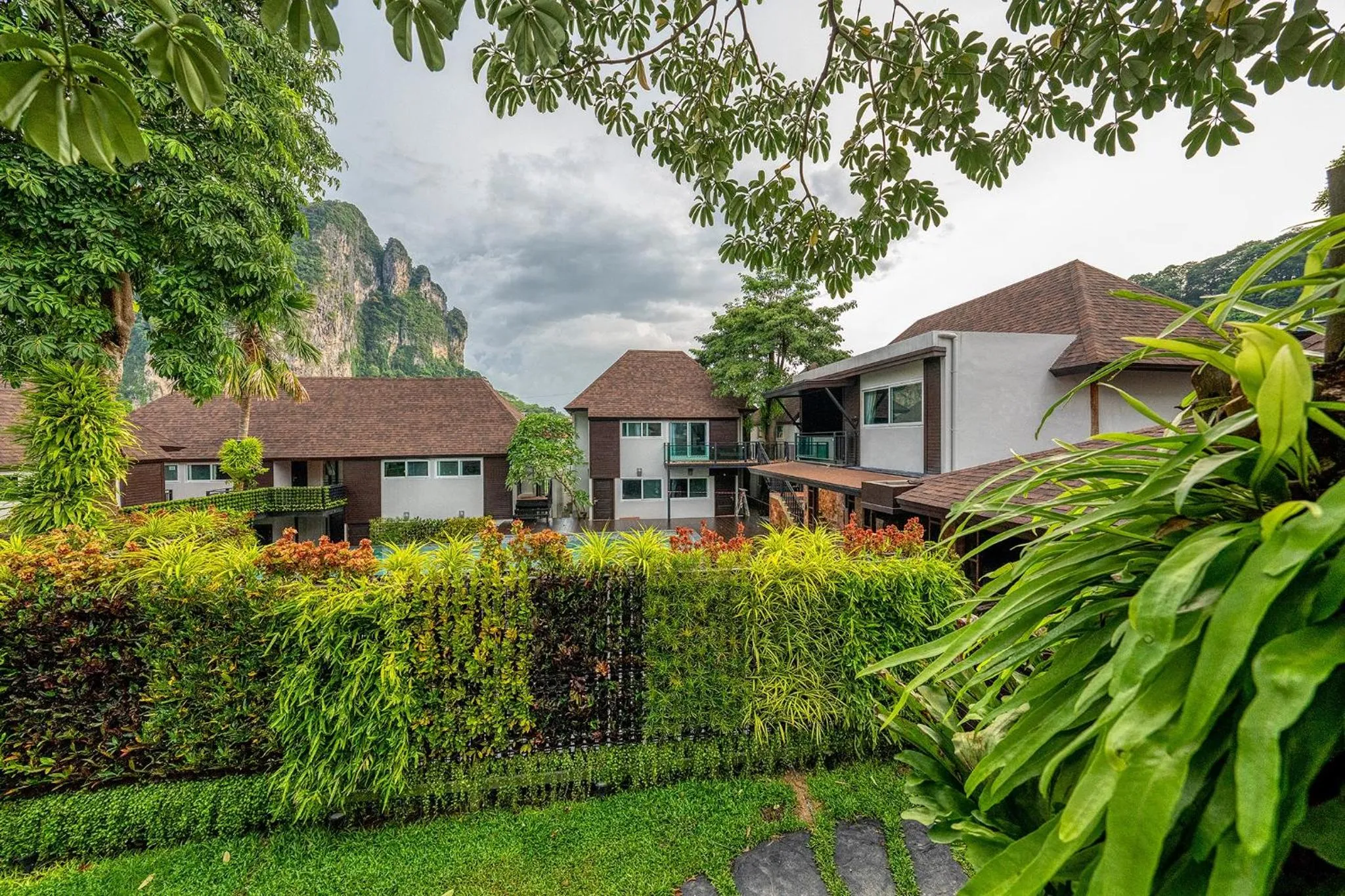 Day in The Cliff Elegance Resort