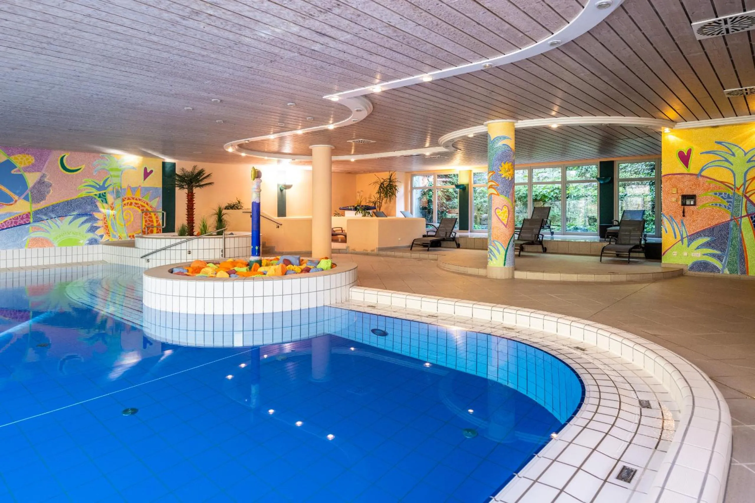 Swimming pool in Hotel HerzogsPark