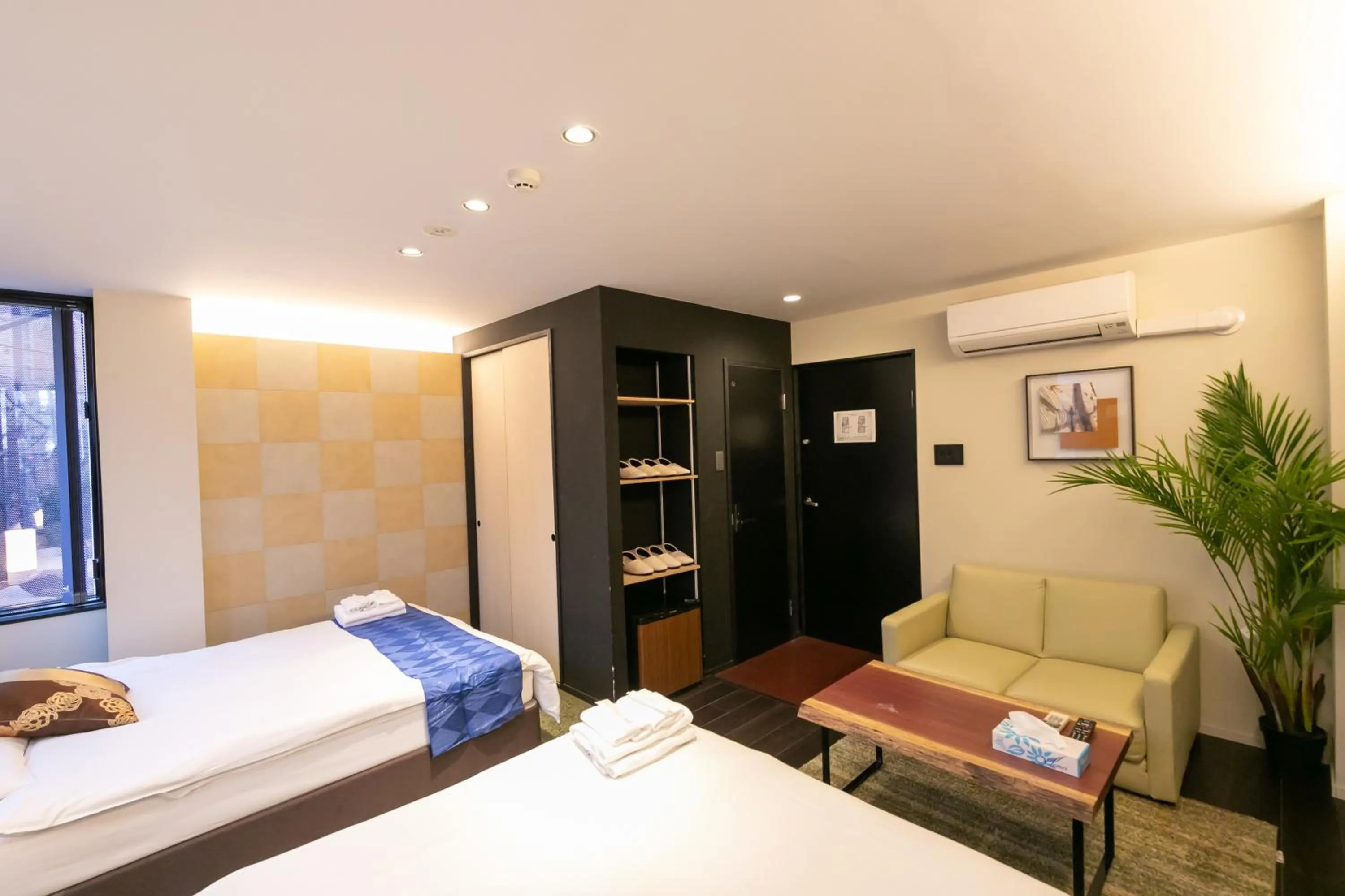 Photo of the whole room, Bed in Noyado Uehonmachi