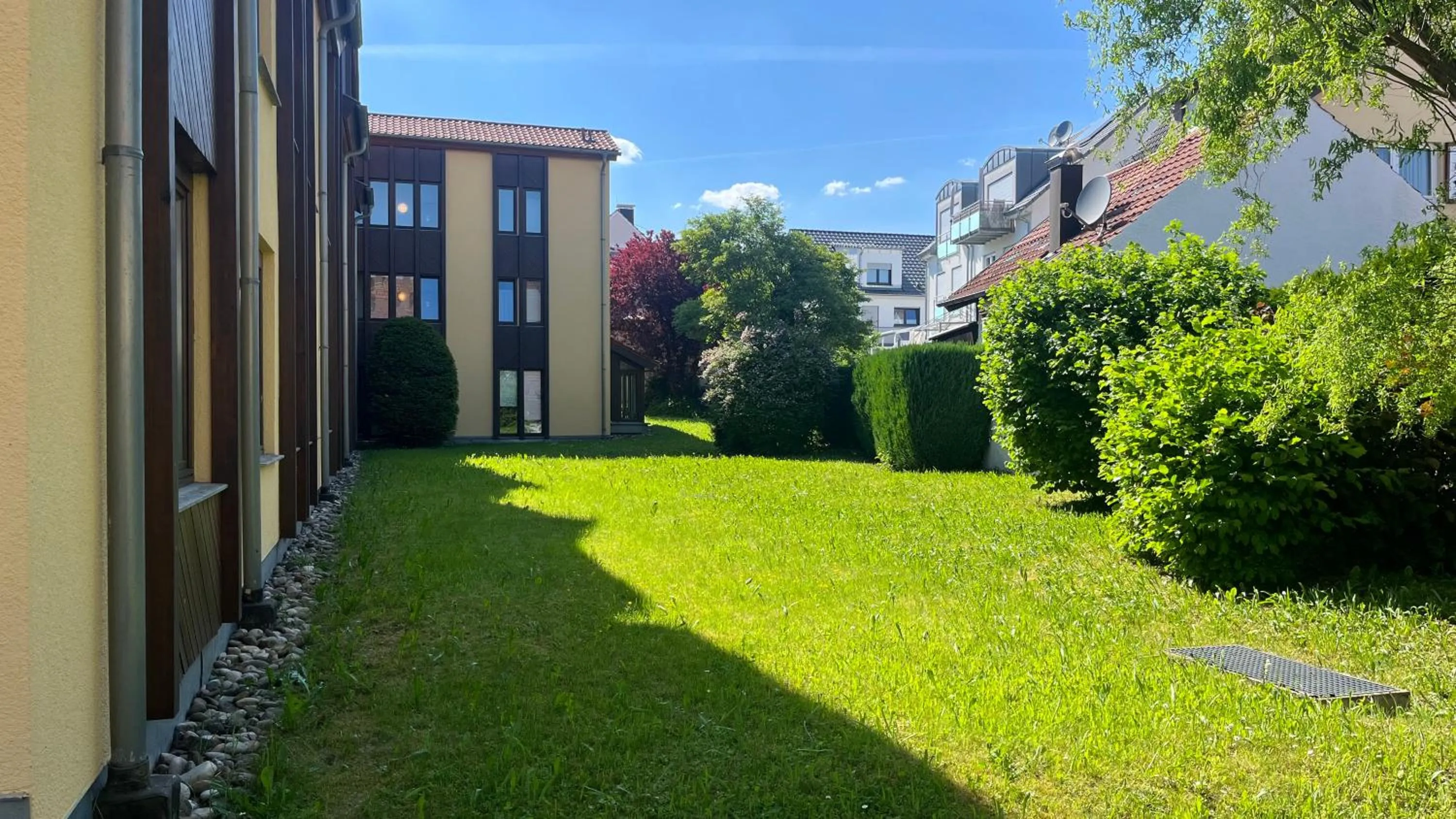 Property building in Hotel Filderland-Stuttgart Messe Airport - Free Parking