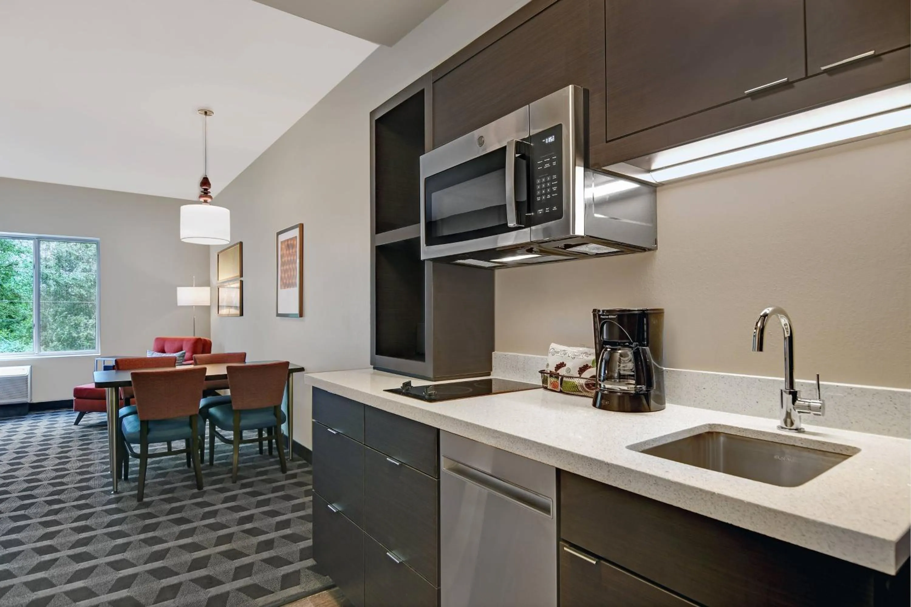 Kitchen or kitchenette in TownePlace Suites By Marriott Lima