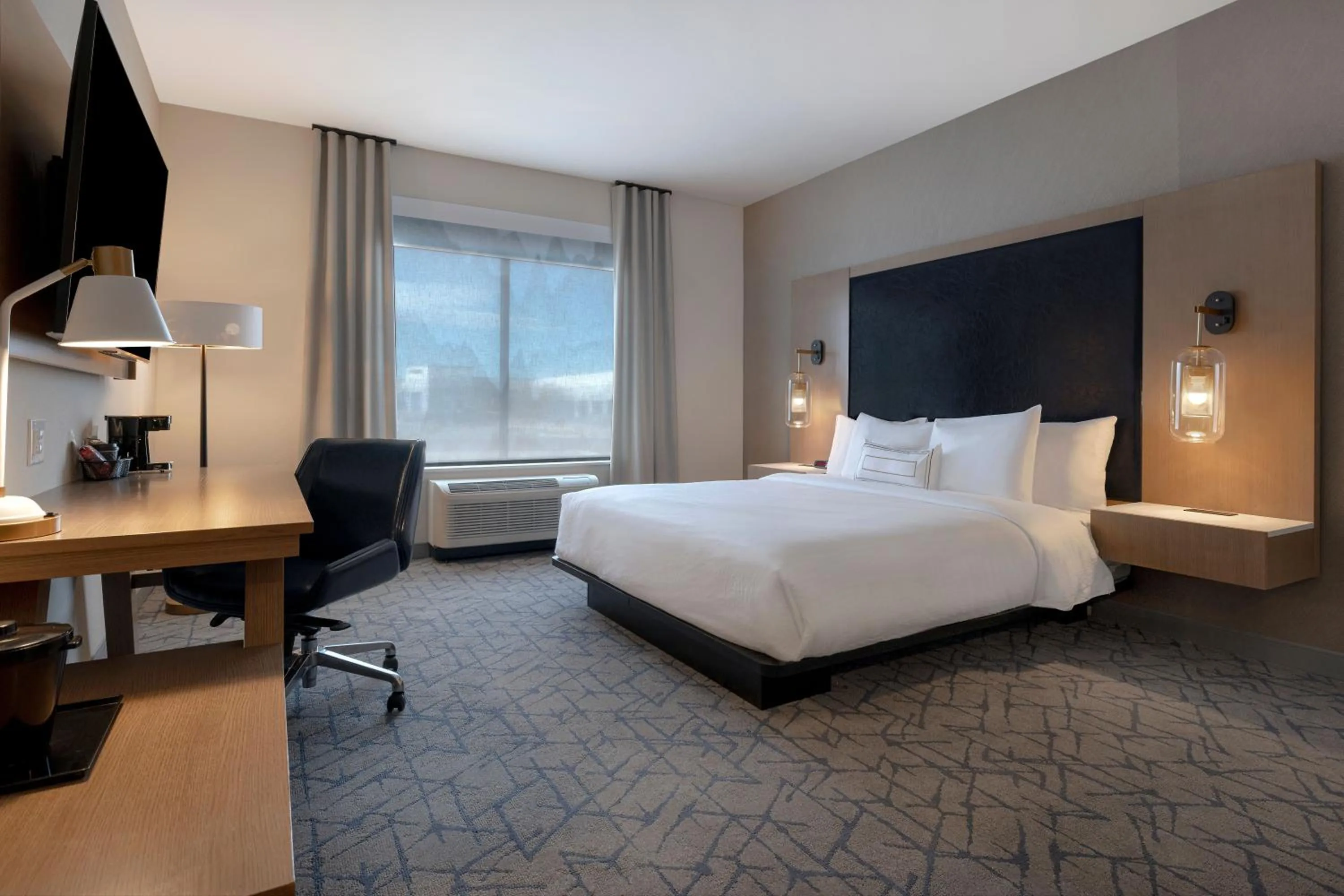 Bed in Fairfield by Marriott Inn & Suites Denver Airport at Gateway Park
