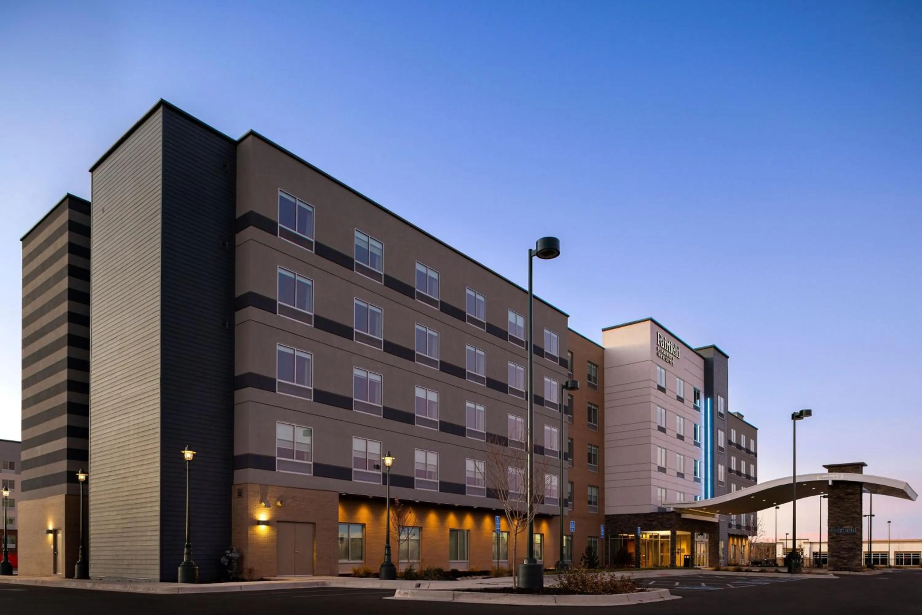 Property building in Fairfield by Marriott Inn & Suites Denver Airport at Gateway Park