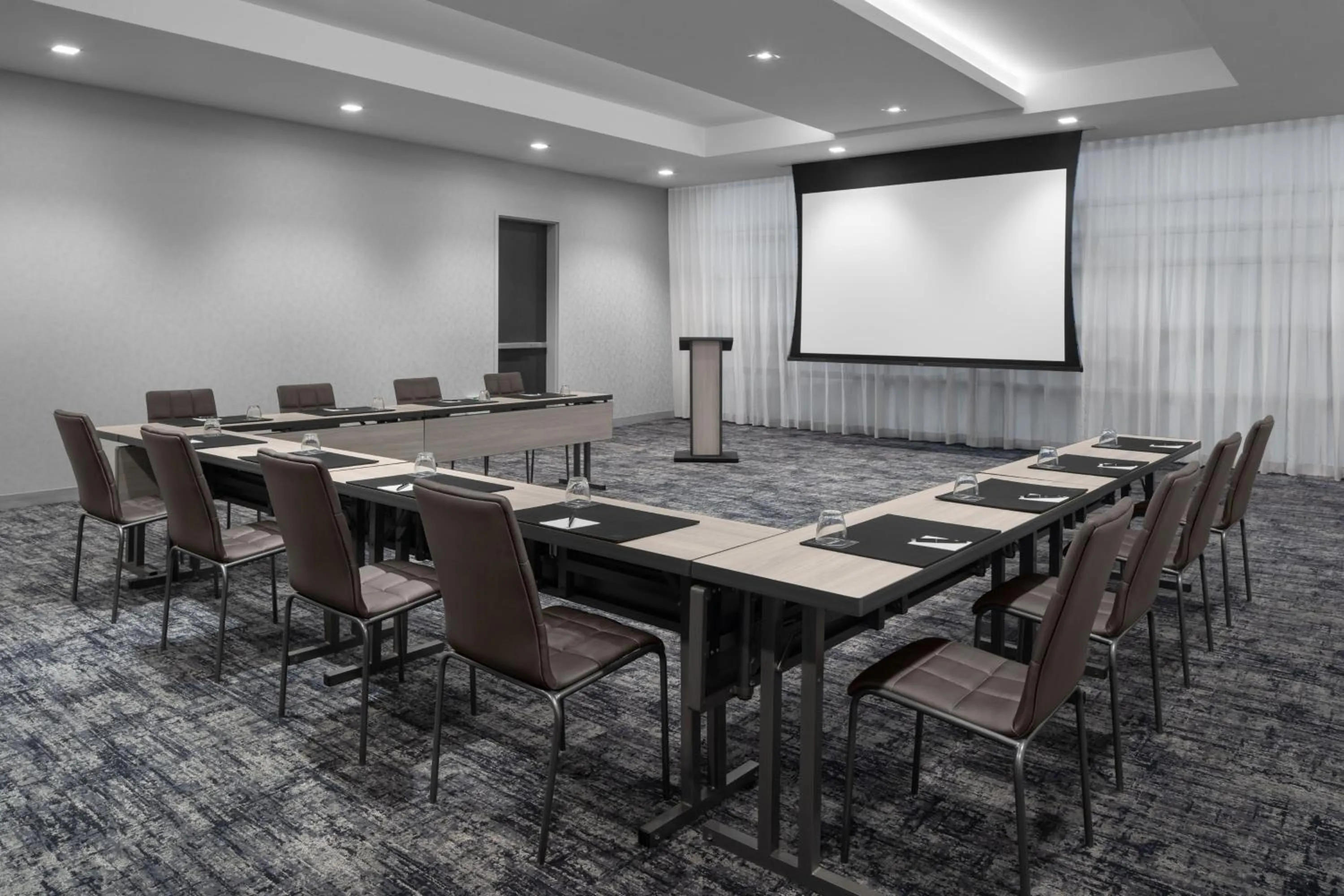 Meeting/conference room in AC Hotel by Marriott Miami Dadeland