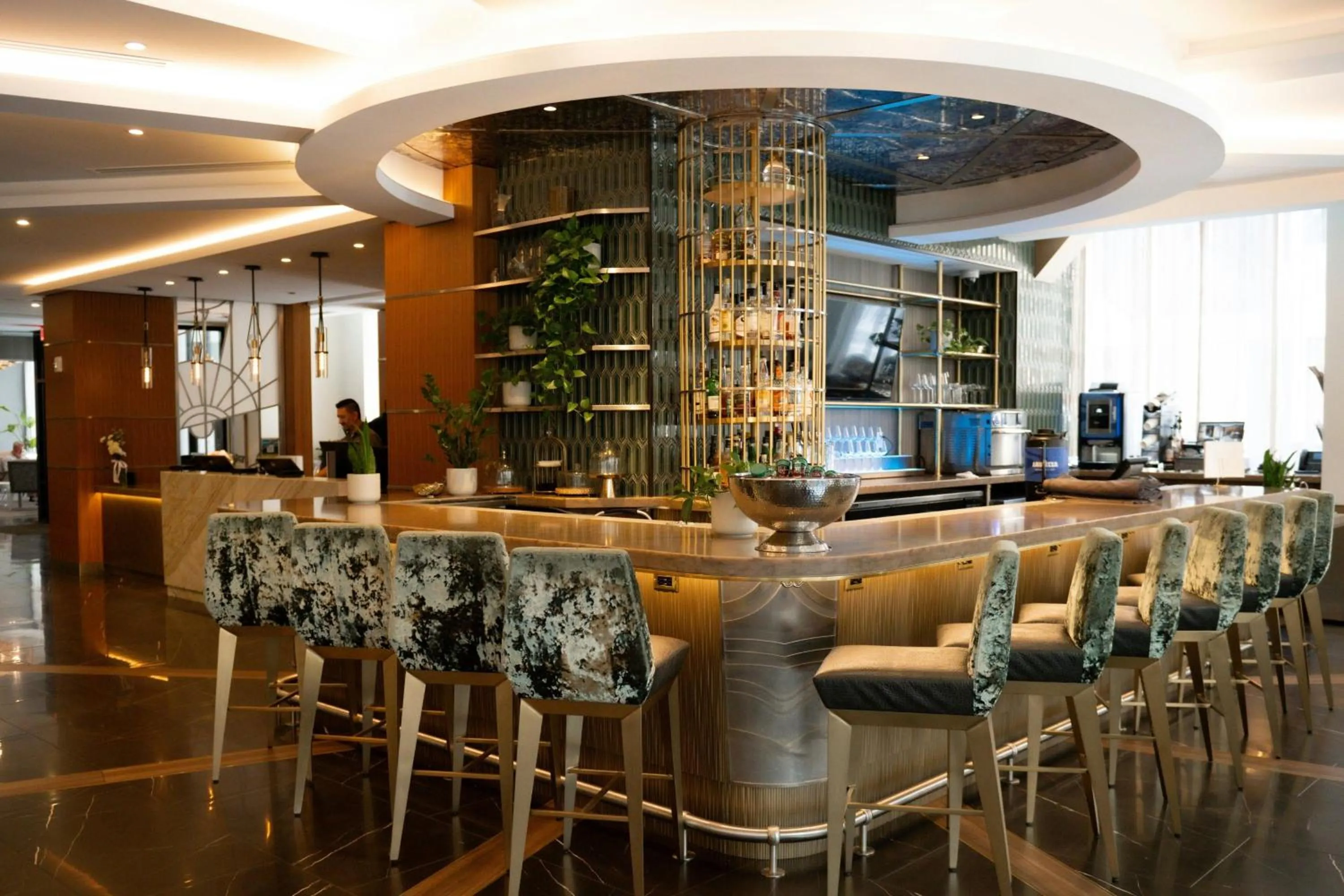 Lounge or bar in Rand Tower Hotel, Minneapolis, a Tribute Portfolio Hotel