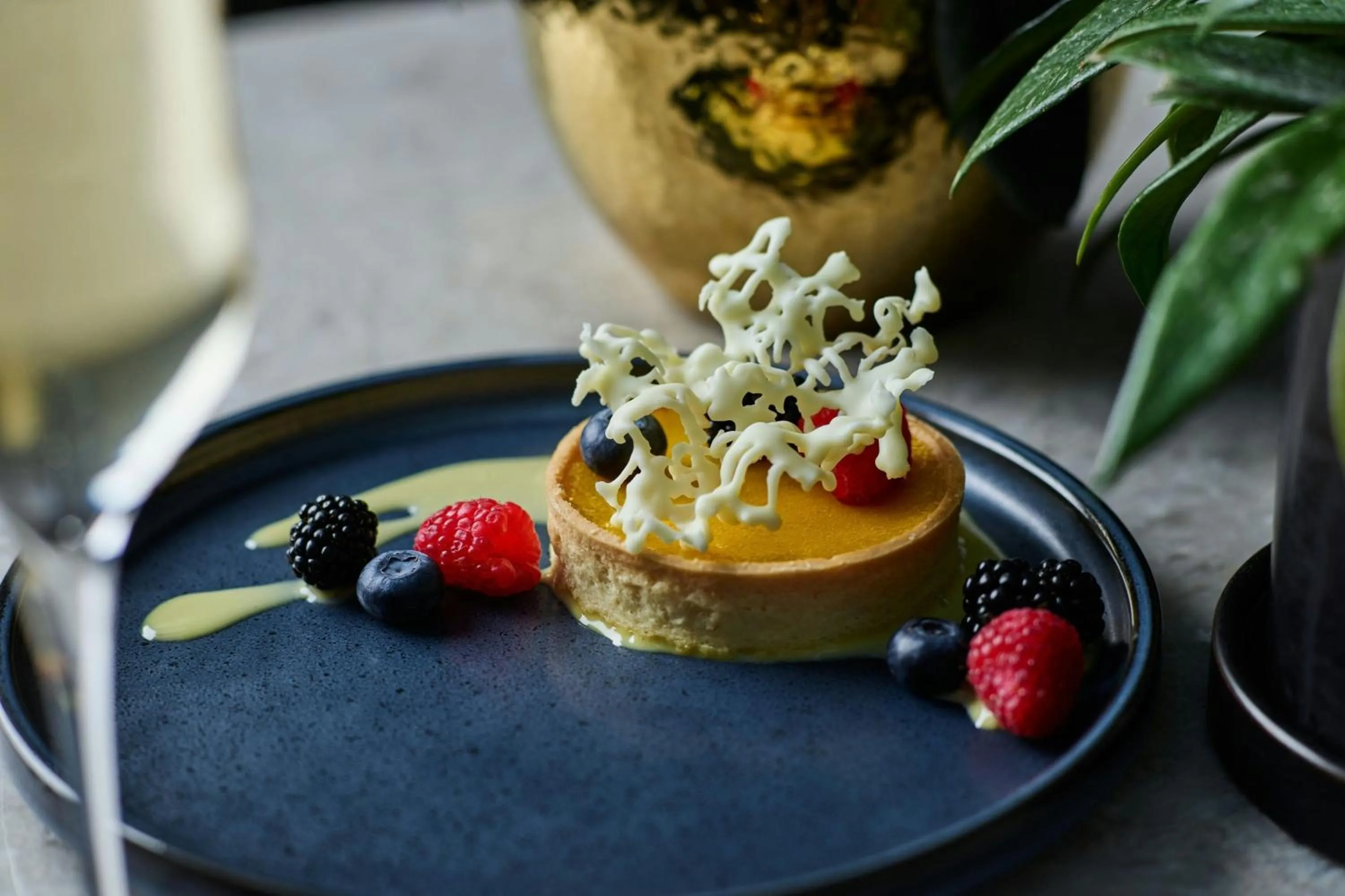 Breakfast in Rand Tower Hotel, Minneapolis, a Tribute Portfolio Hotel