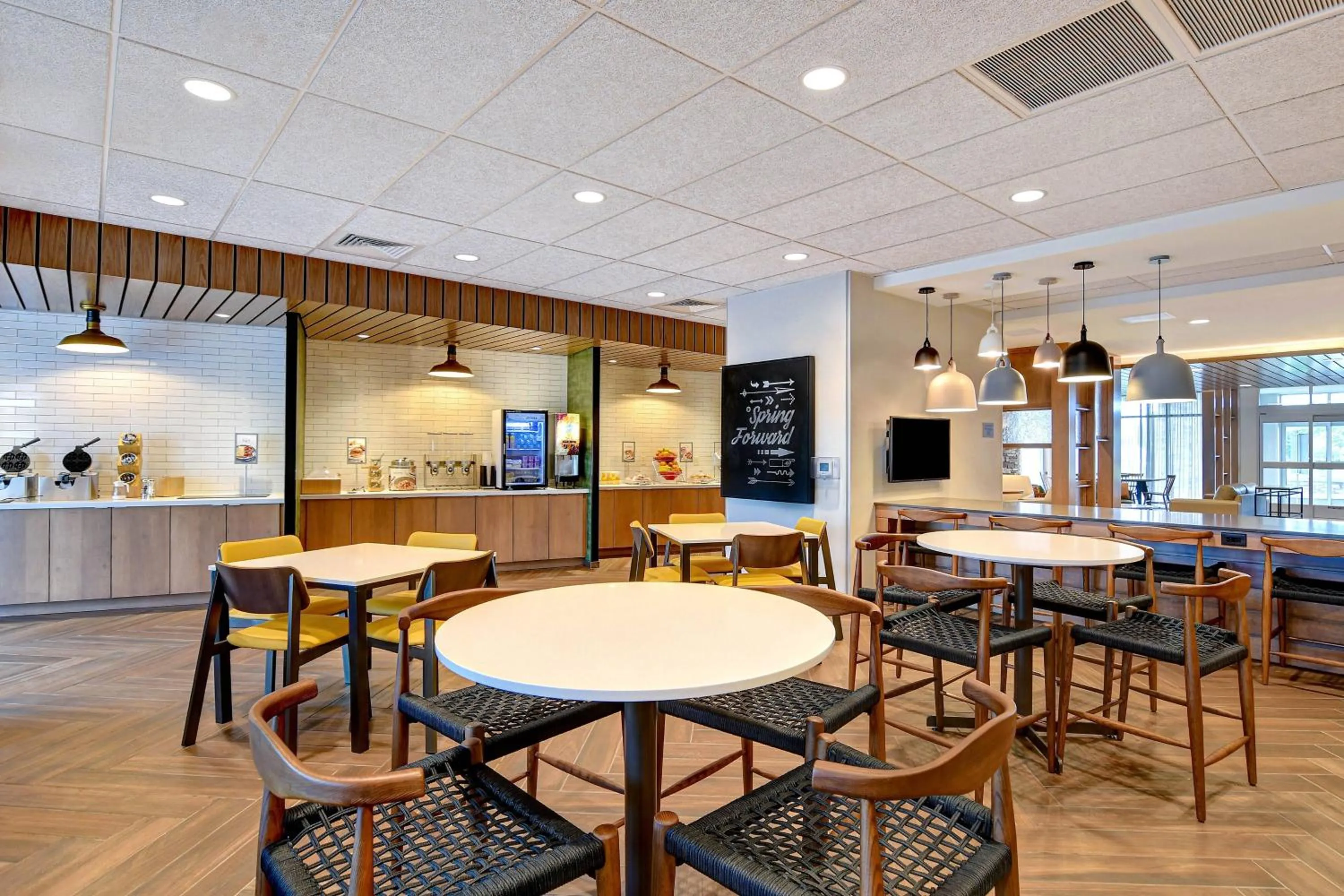 Breakfast in Fairfield Inn & Suites by Marriott Selinsgrove