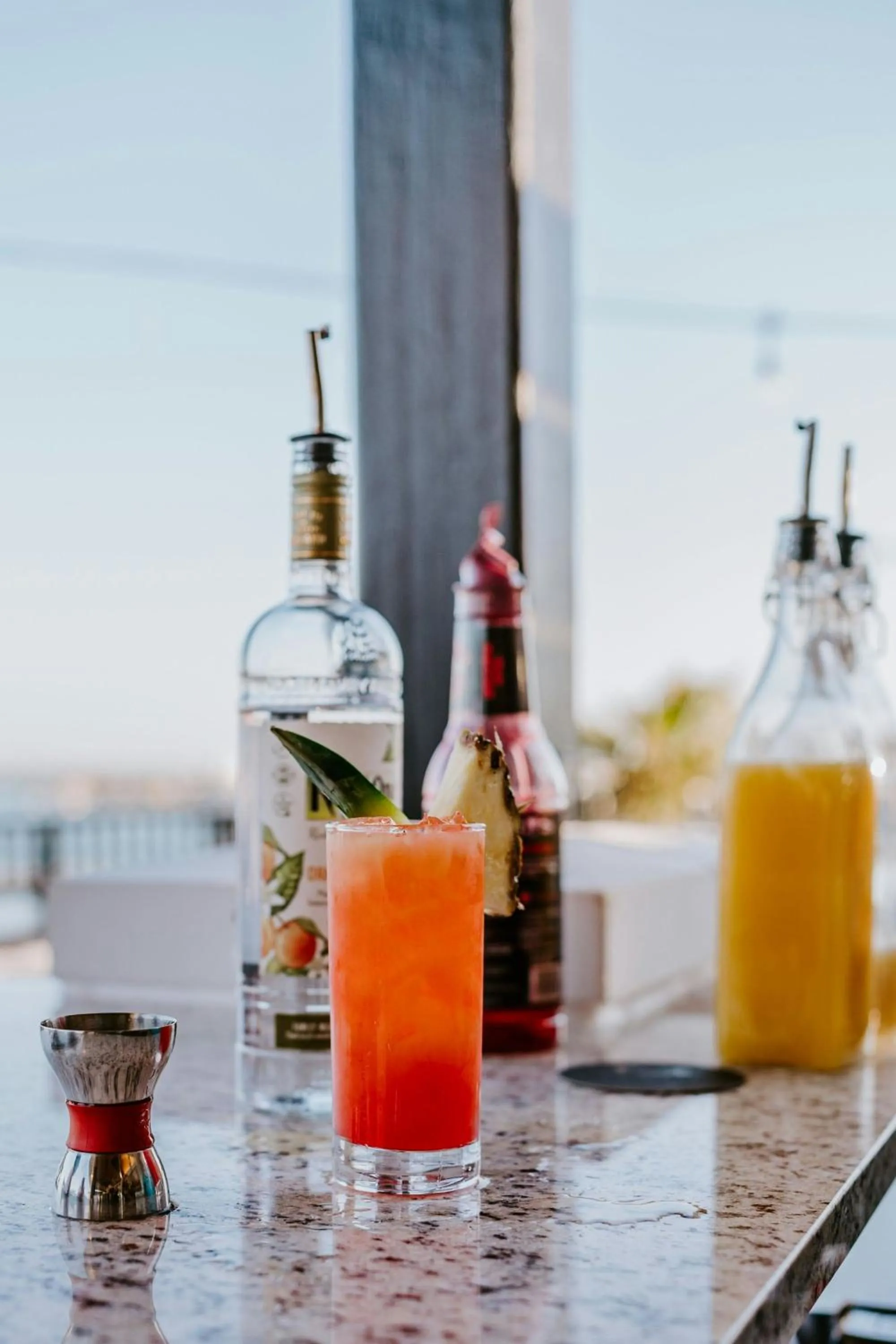 Restaurant/places to eat in Courtyard by Marriott Clearwater Beach