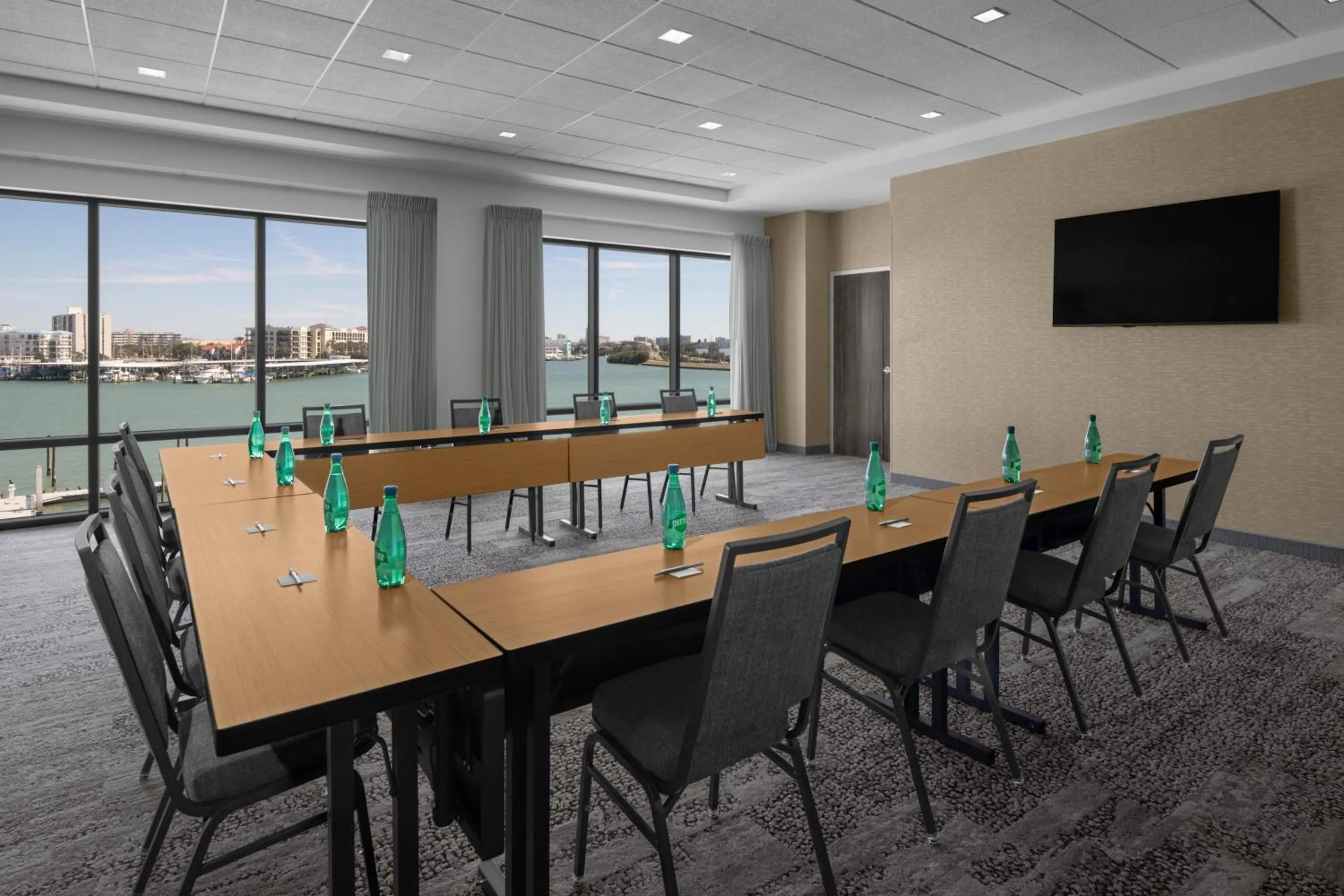Meeting/conference room in Courtyard by Marriott Clearwater Beach