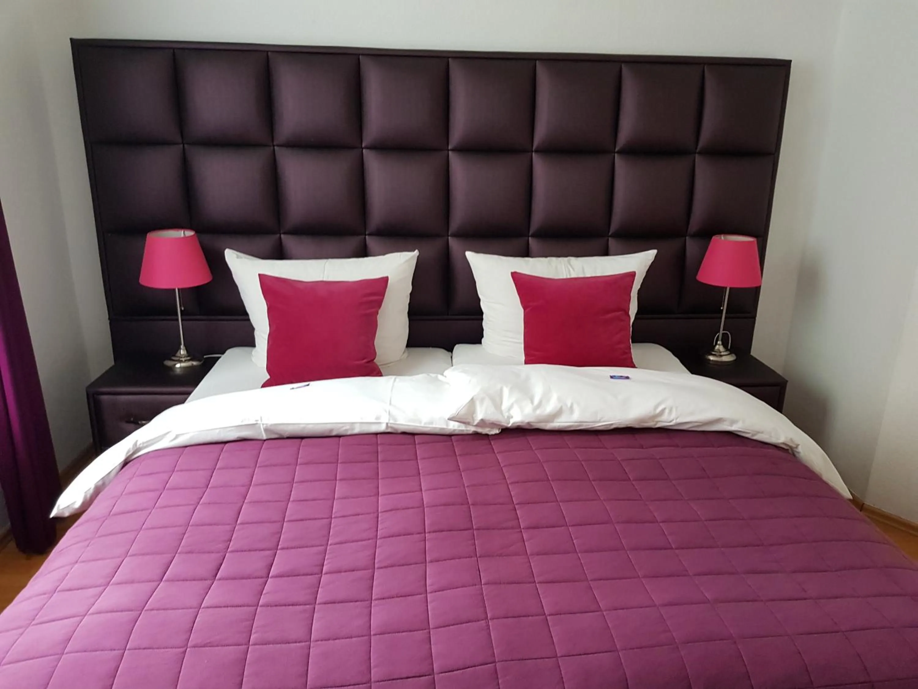 Day, Bed in Hotel Hölscher