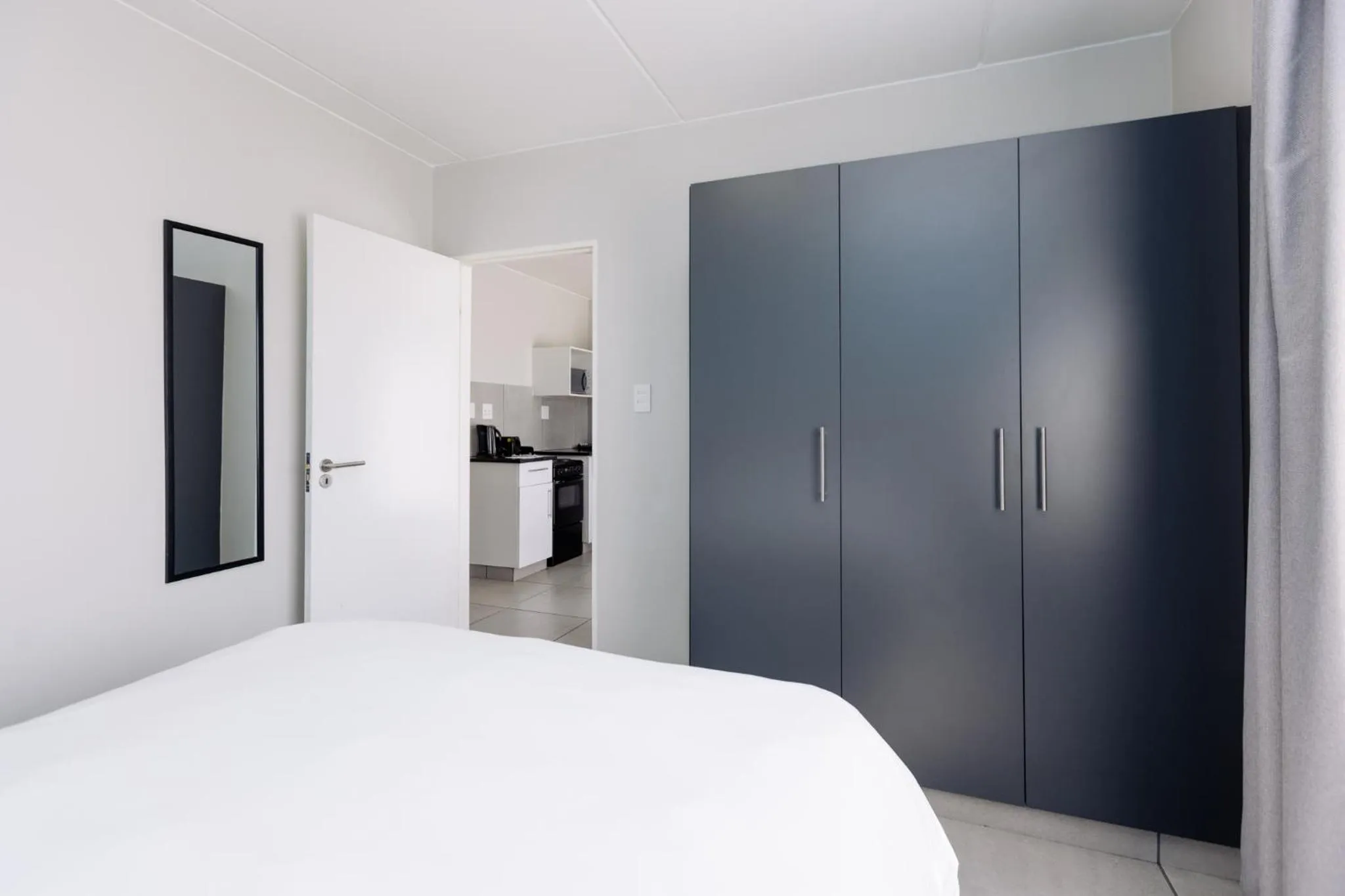 wardrobe, Bed in MINT Express Sandton View