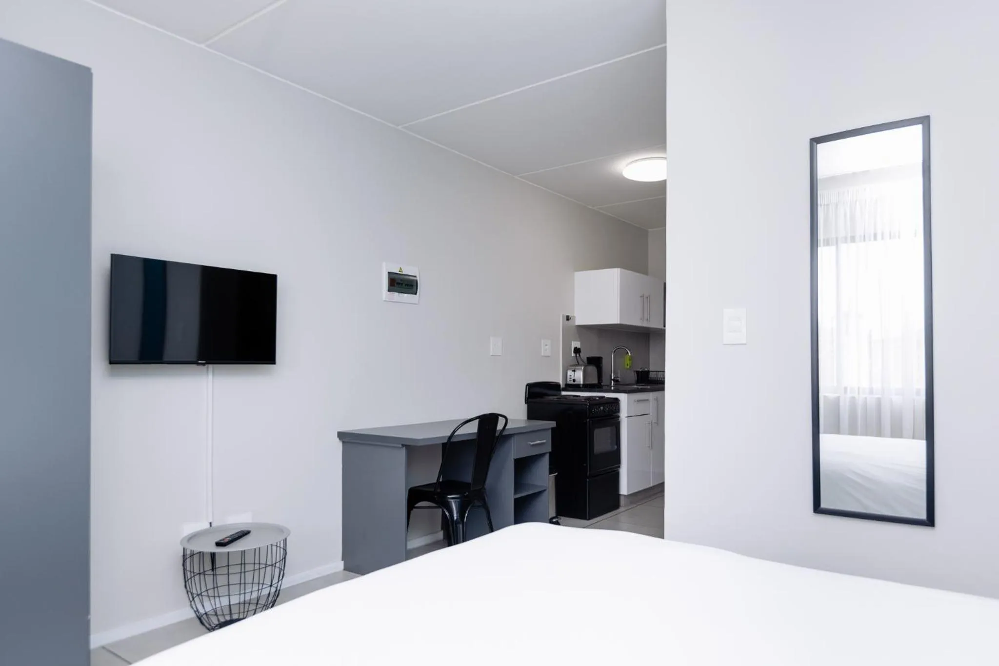 Kitchen or kitchenette in MINT Express Sandton View