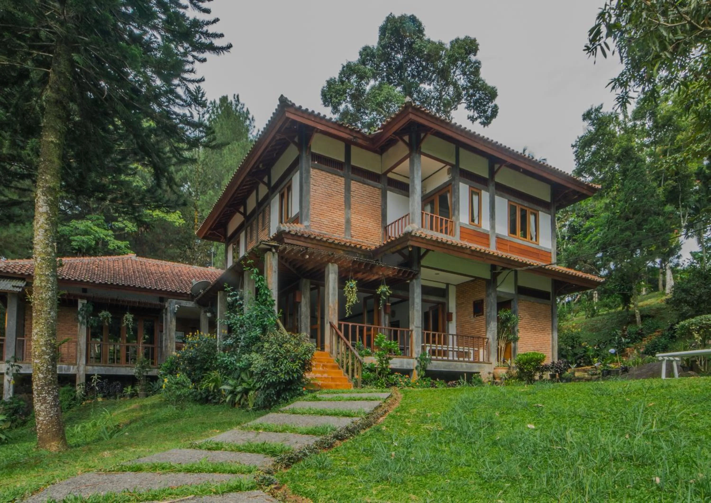 Property building in Griya Dunamis by SABDA