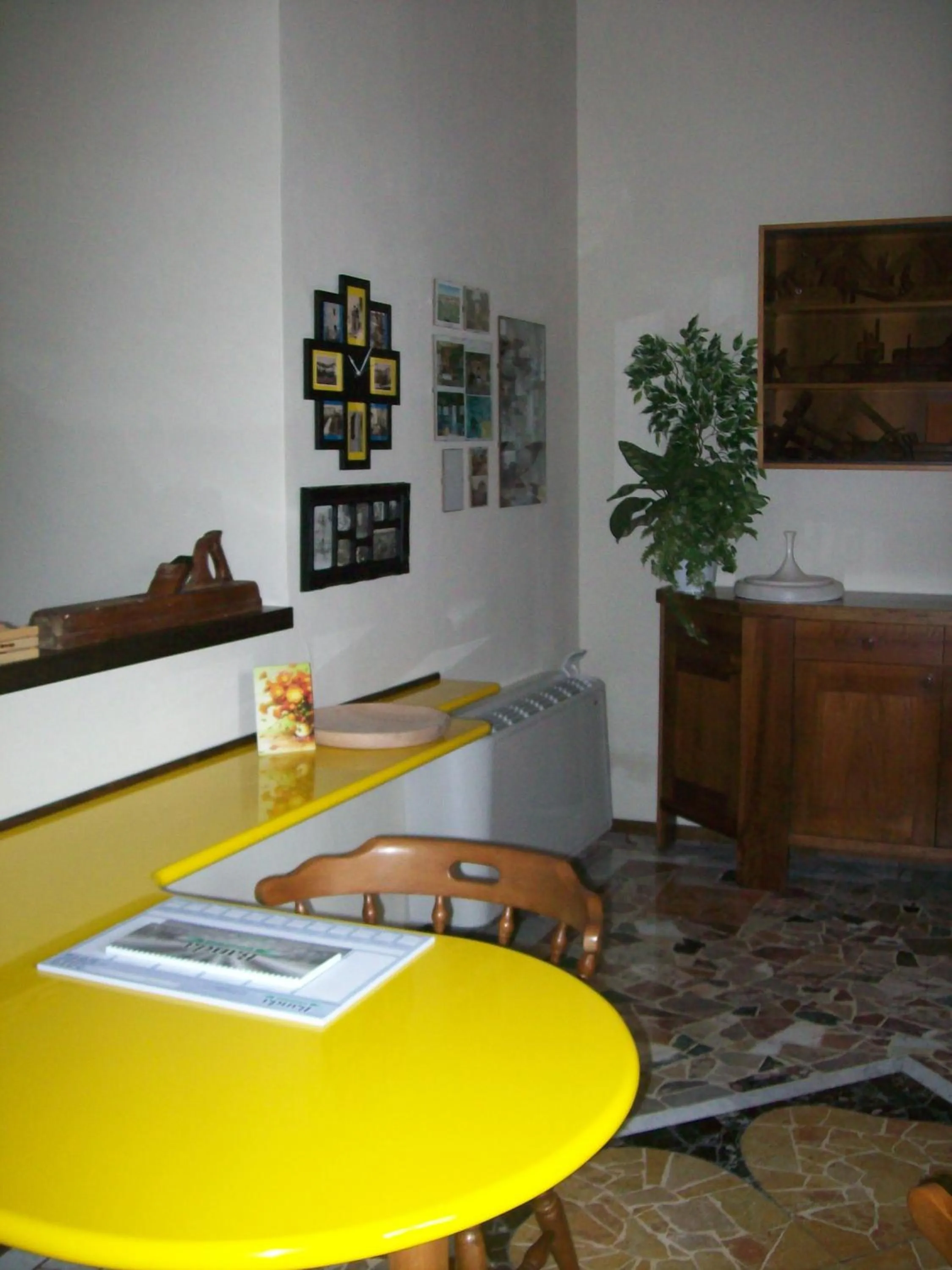 Lobby or reception in La Bottega Del Falegname