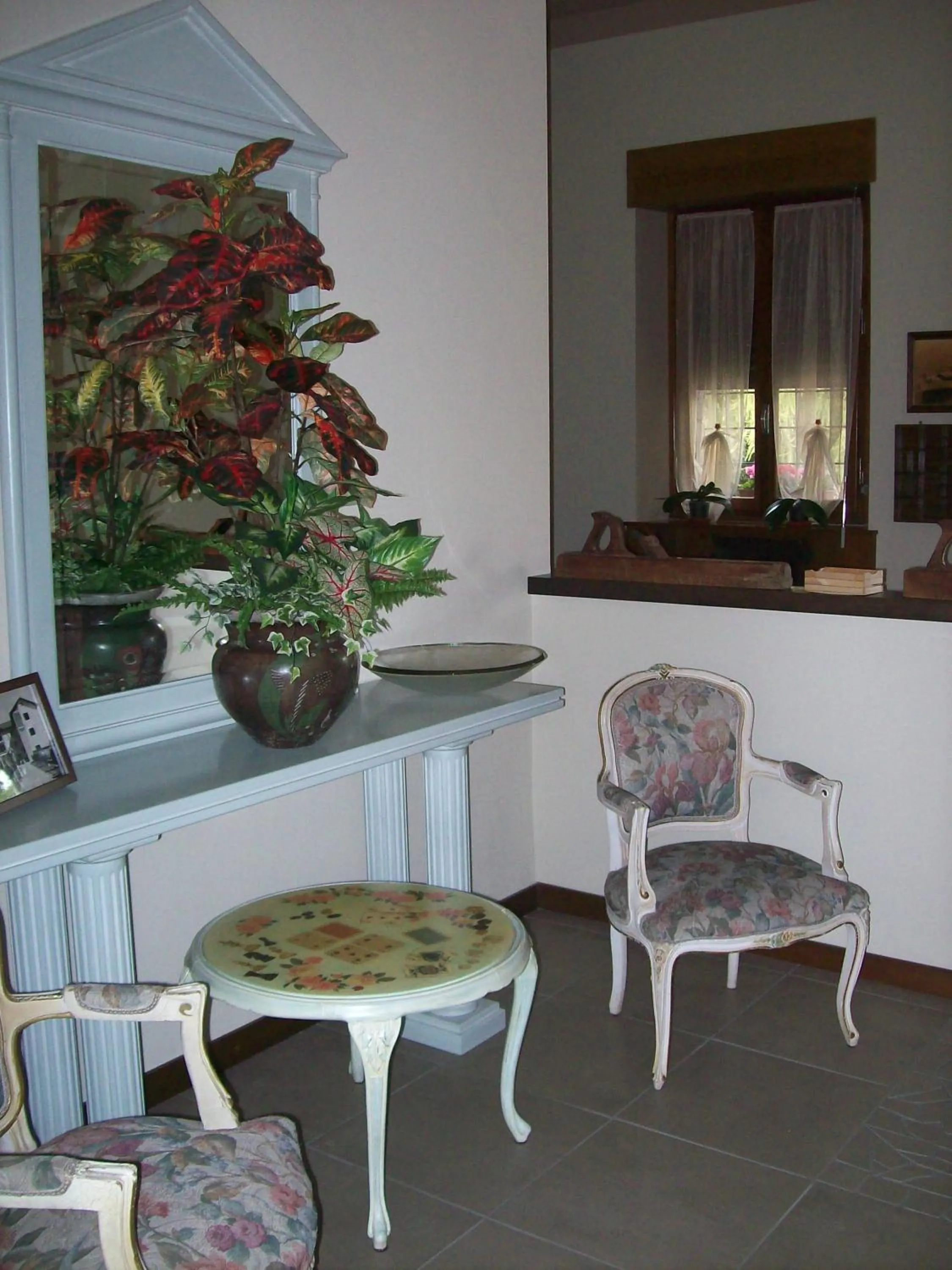 Communal lounge/ TV room in La Bottega Del Falegname