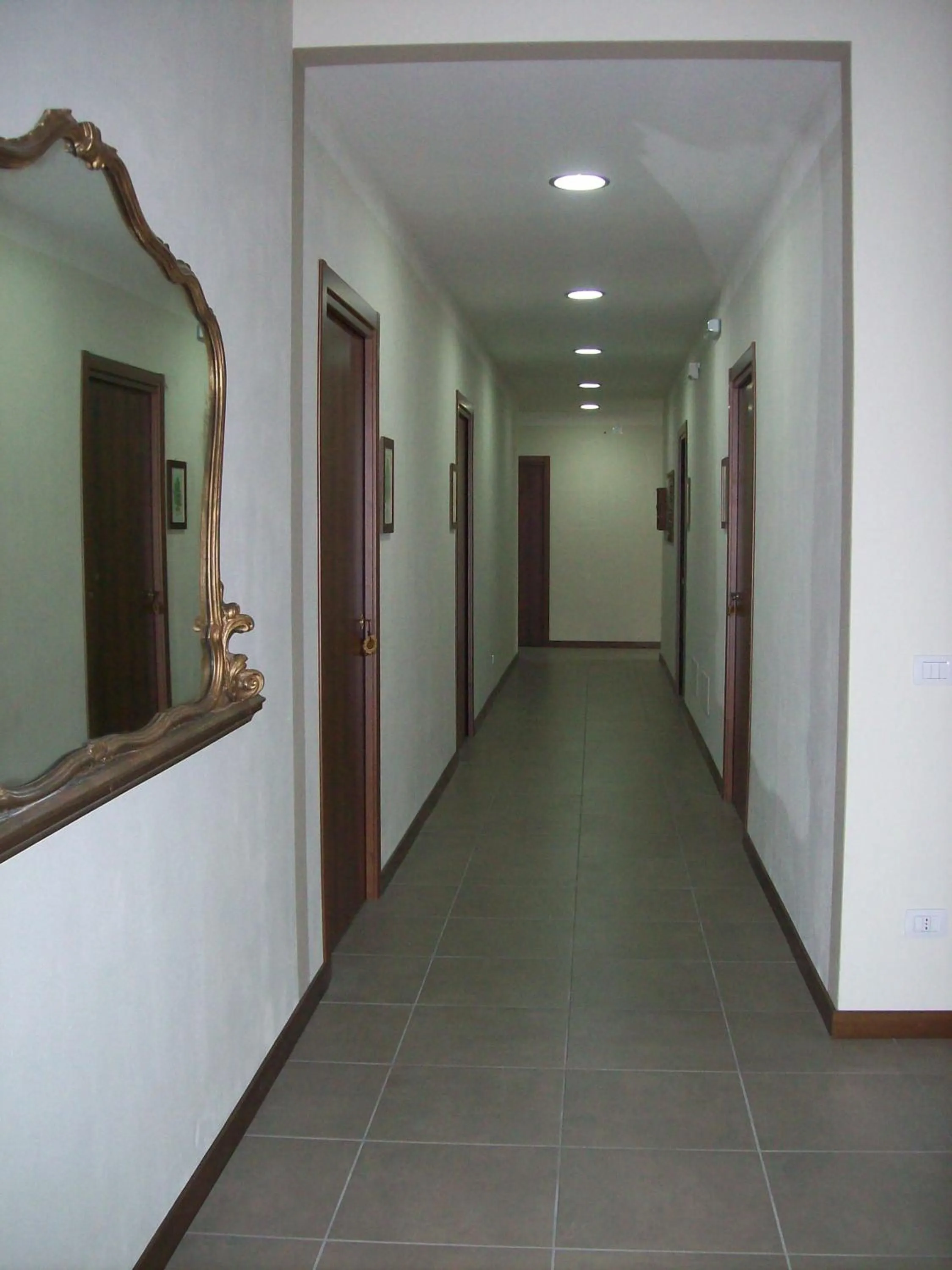 Decorative detail in La Bottega Del Falegname