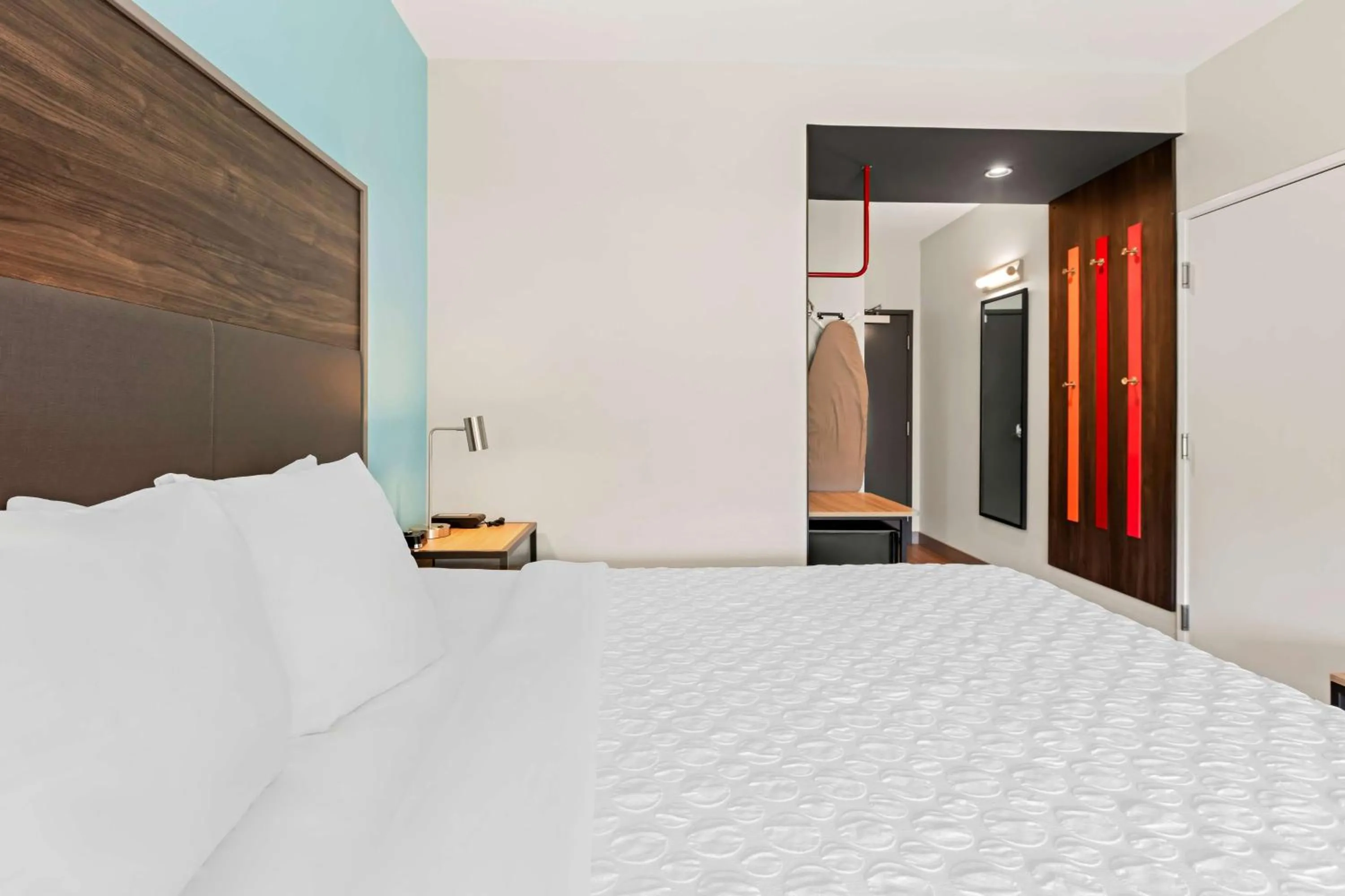 Bed in Tru by Hilton Asheville Blue Ridge Parkway