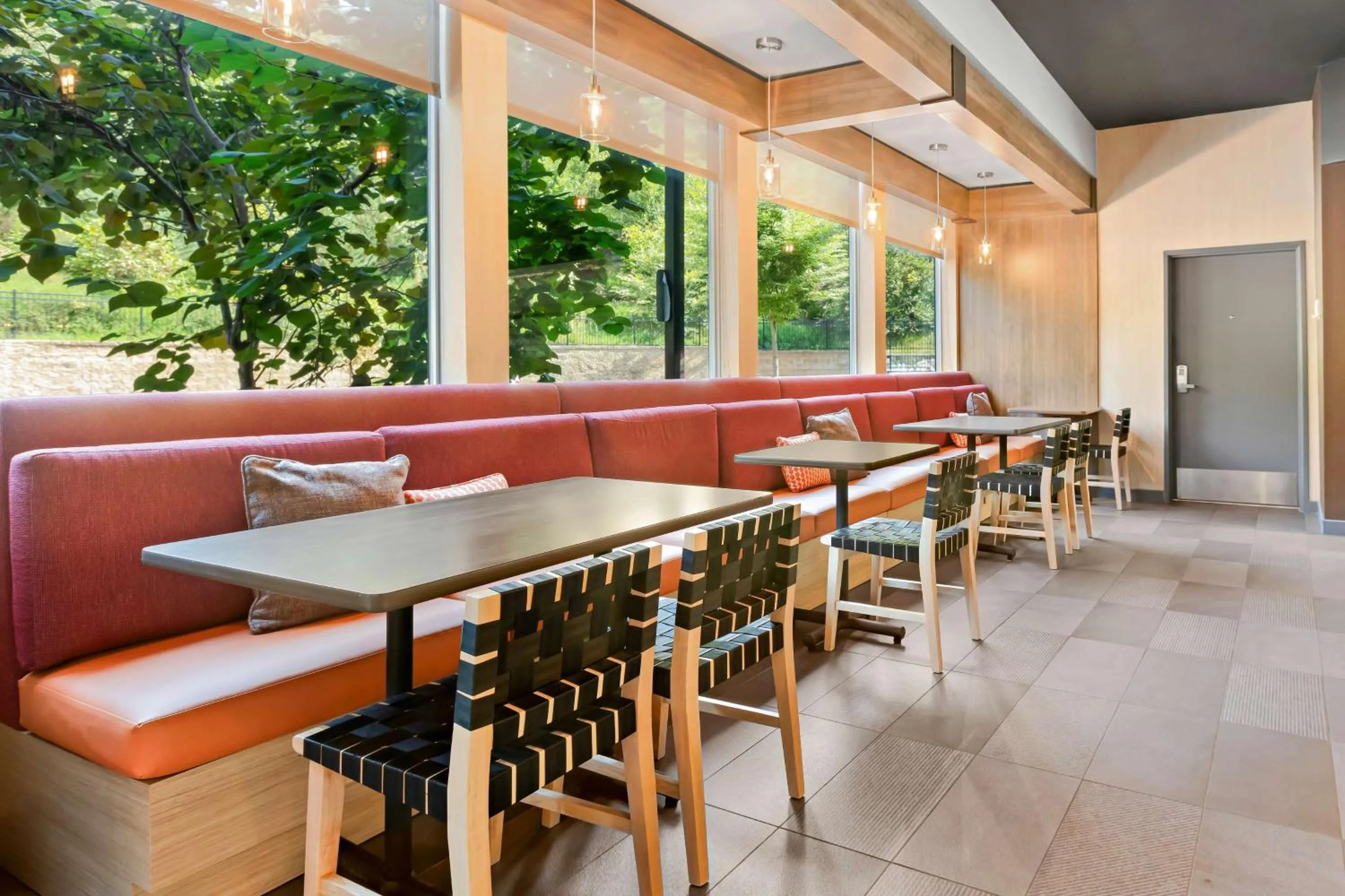 Breakfast in Tru by Hilton Asheville Blue Ridge Parkway