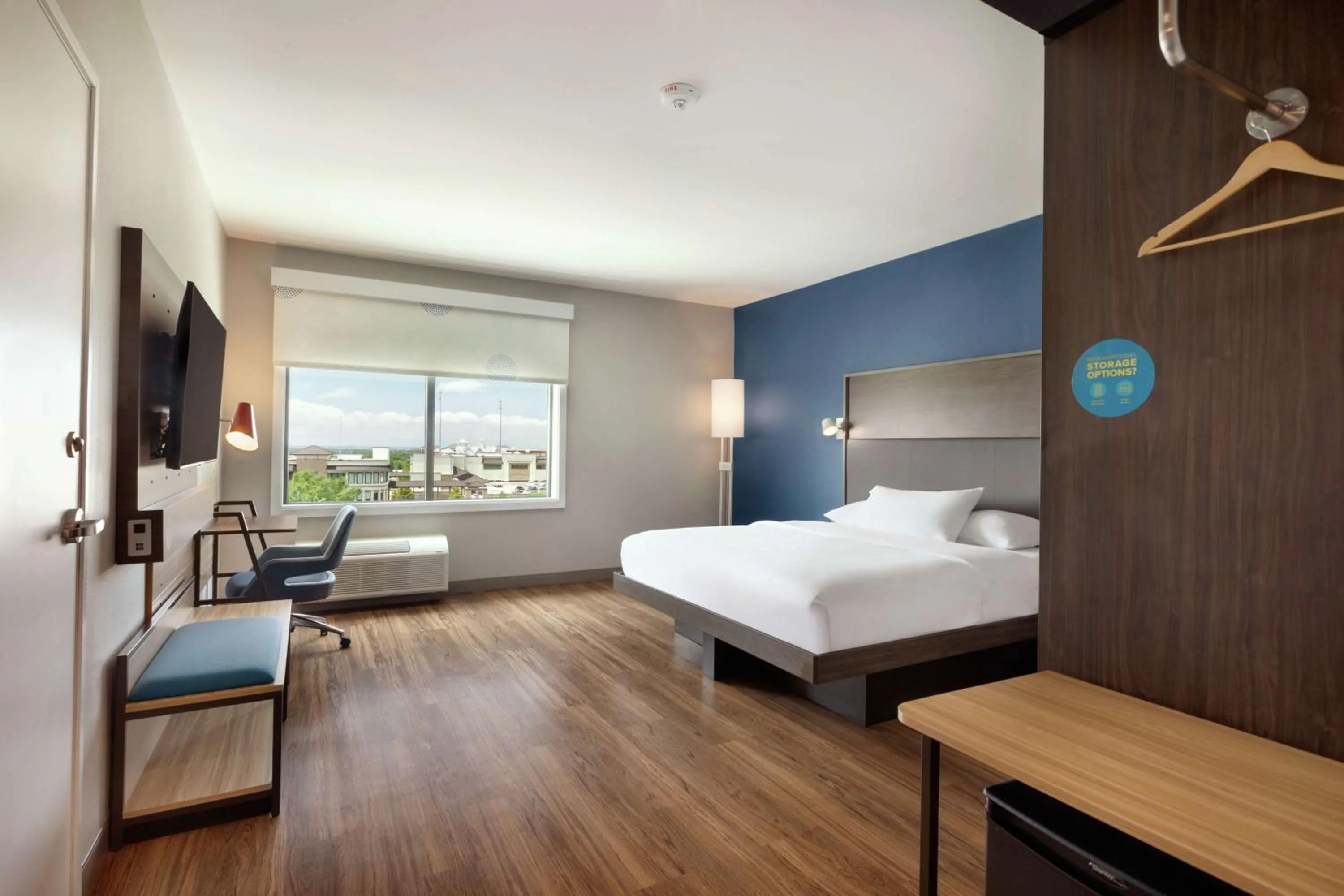 Bedroom, Bed in Tru By Hilton Frisco Dallas, Tx