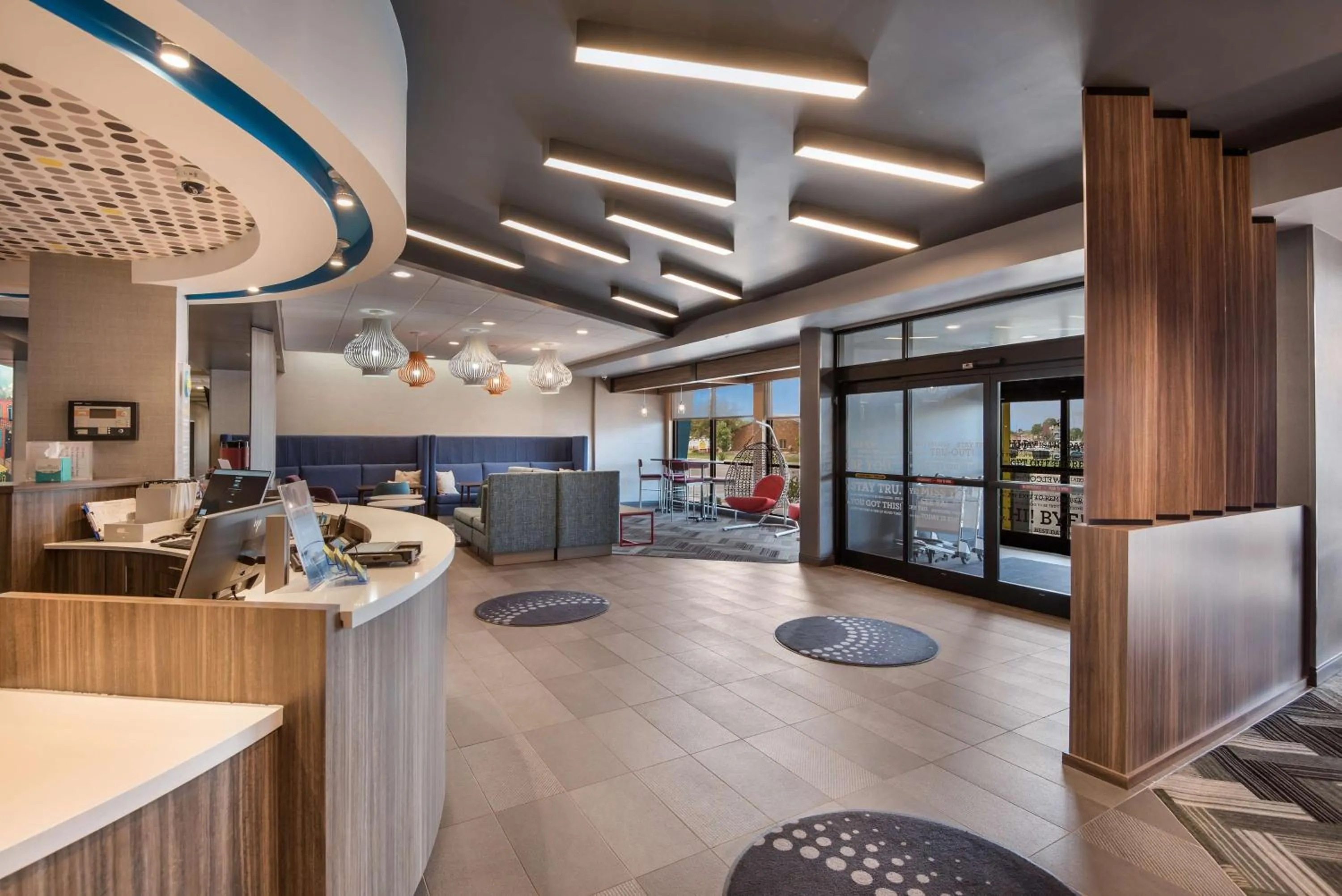 Lobby or reception in Tru By Hilton Warsaw, In