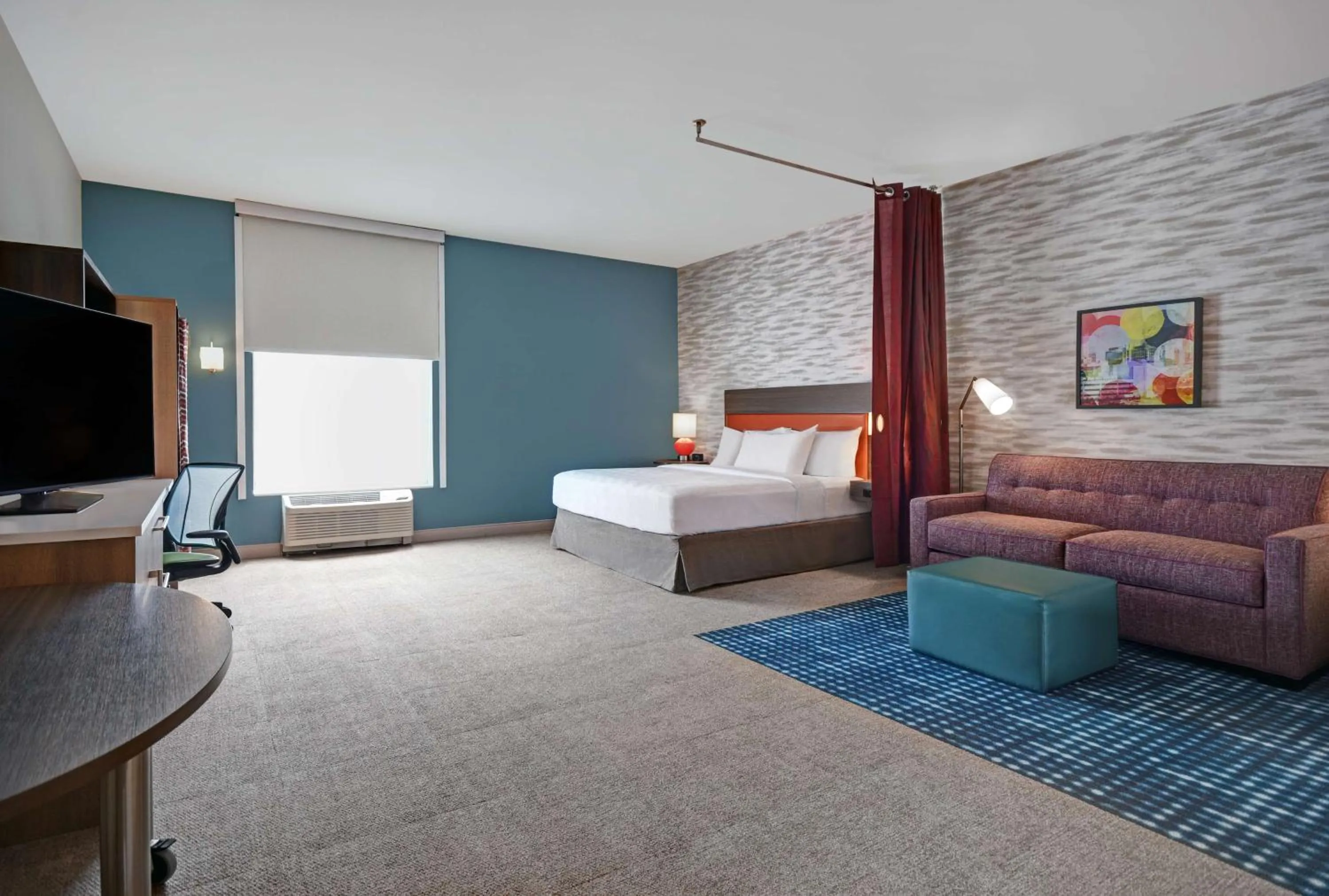 Bedroom, Bed in Home2 Suites By Hilton Raleigh North I-540