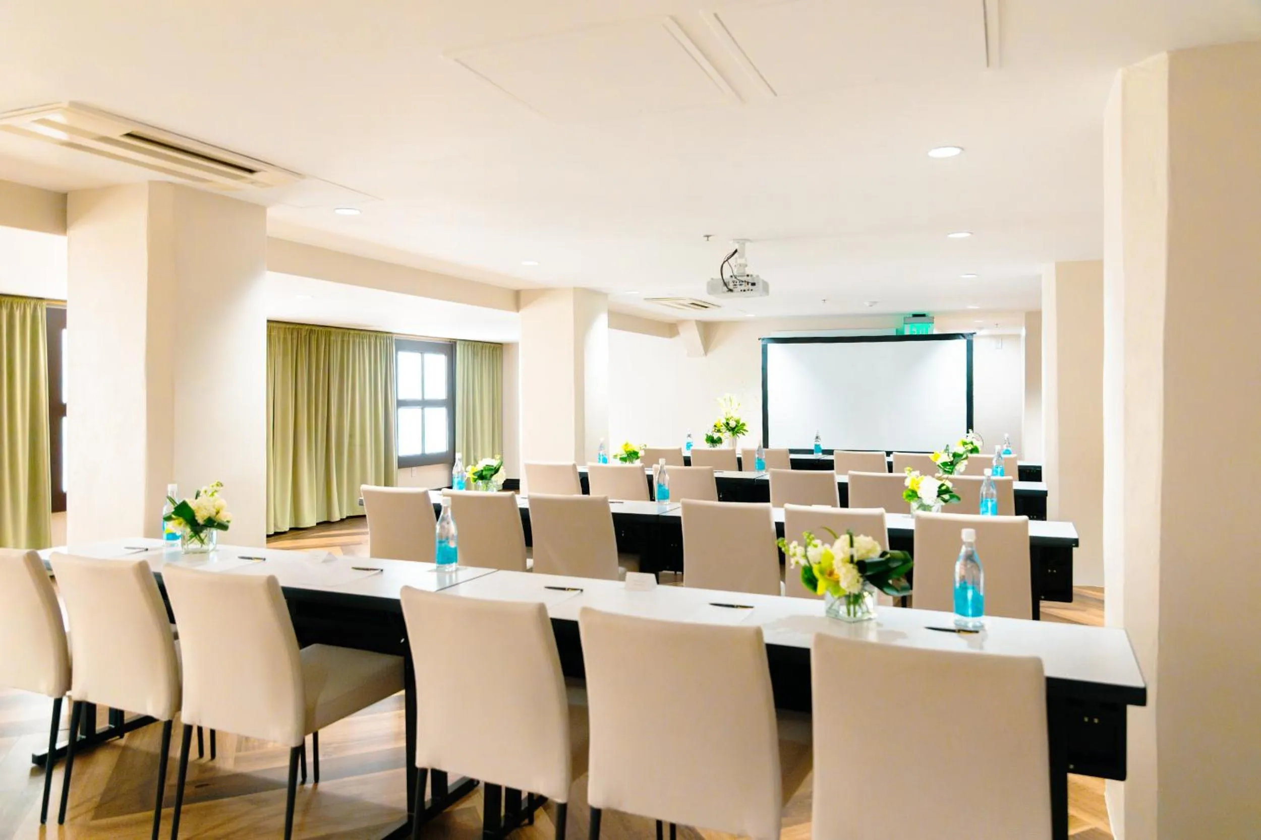 Meeting/conference room in The Exchange Sacramento, Curio Collection By Hilton