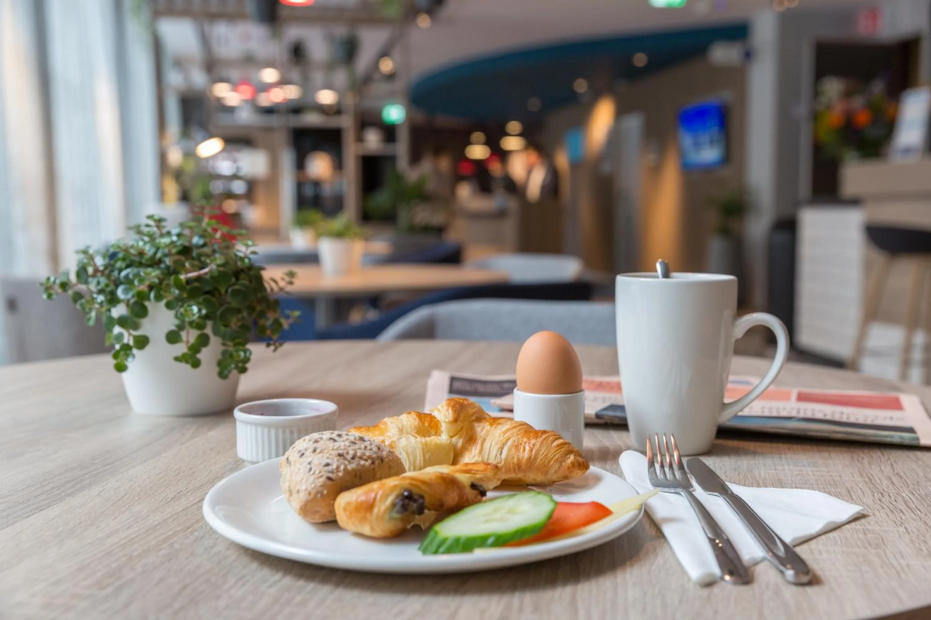 Continental breakfast in Holiday Inn Express Brussels-Grand-Place by IHG